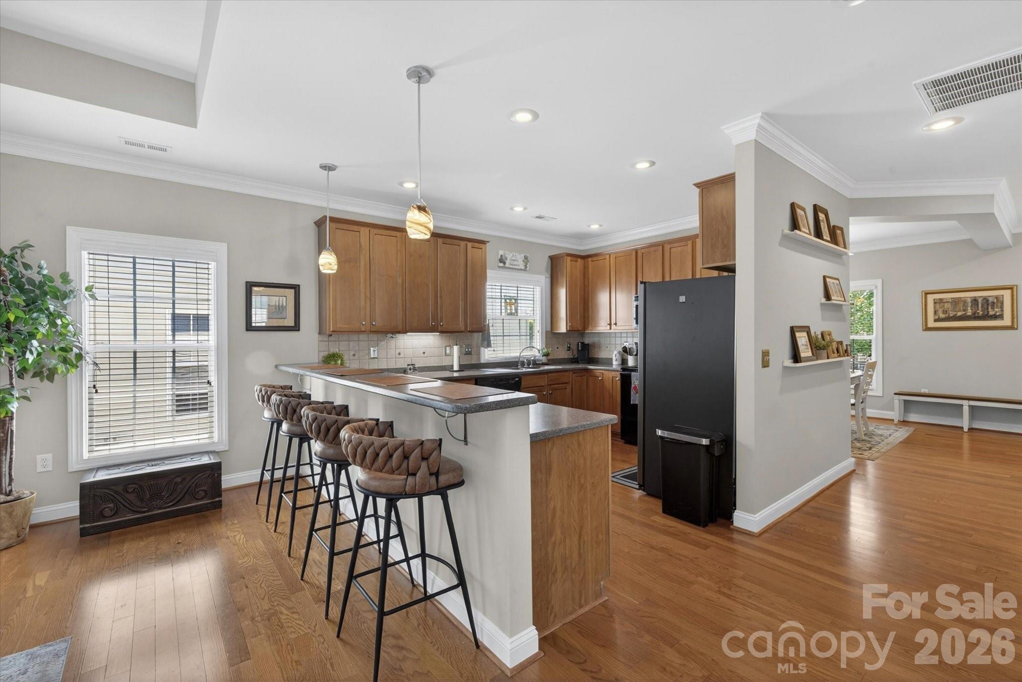 1047 Curry Way — Matthews