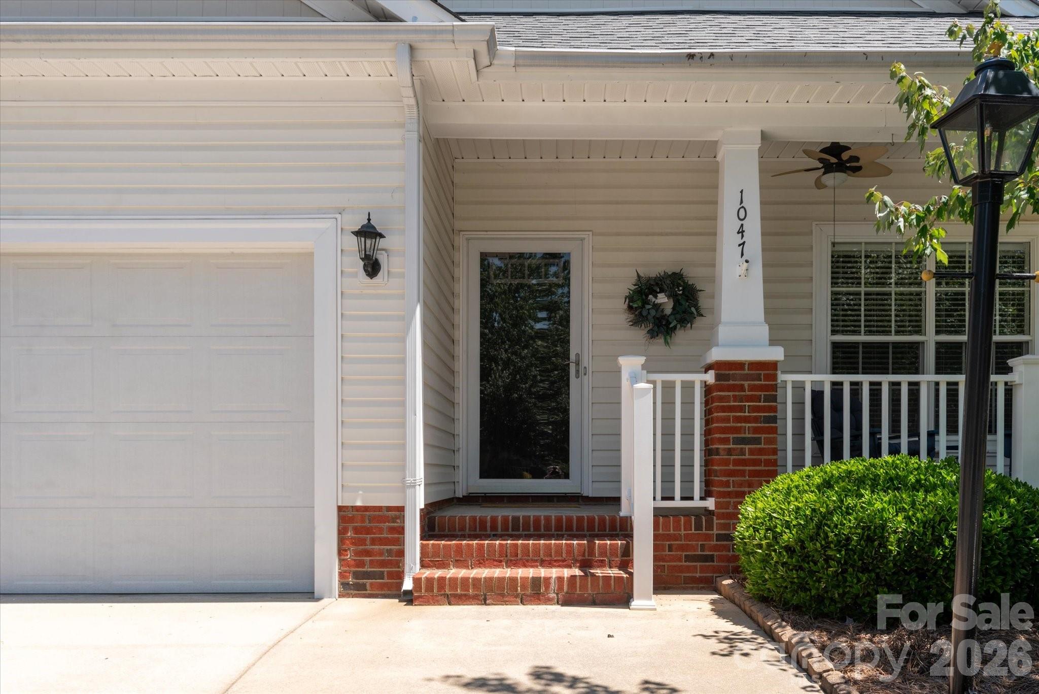 1047 Curry Way — Matthews