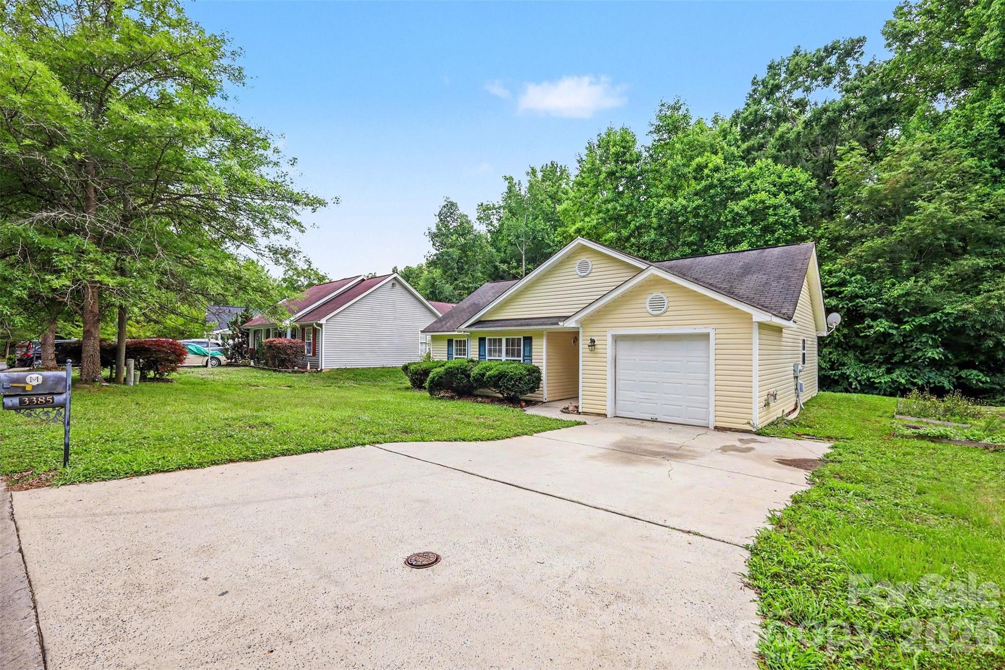3385 Hunting Wood Court — Gastonia