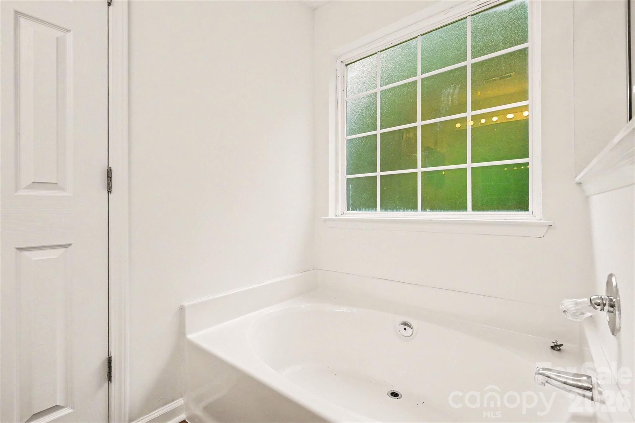 3385 Hunting Wood Court — Gastonia