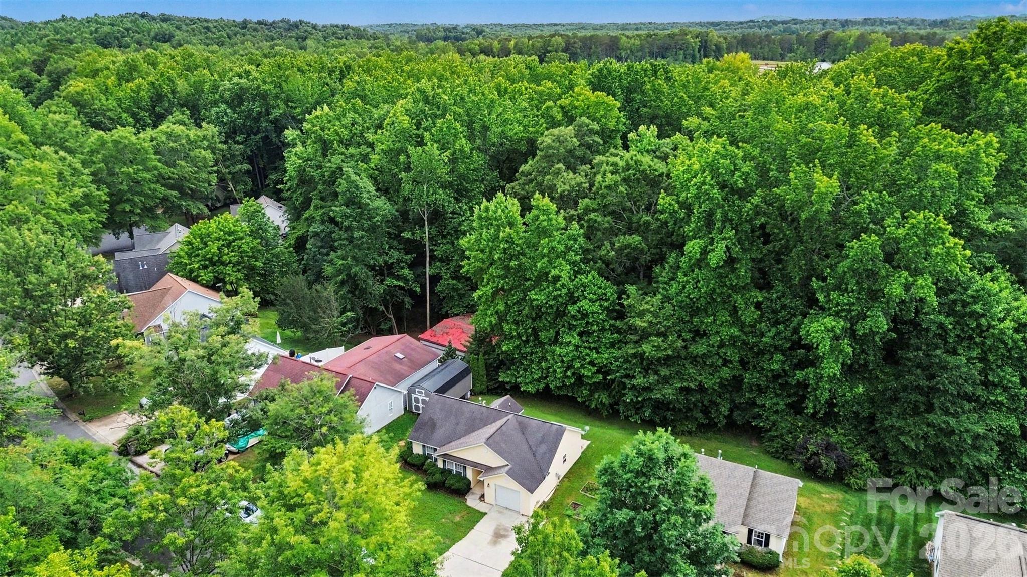 3385 Hunting Wood Court — Gastonia