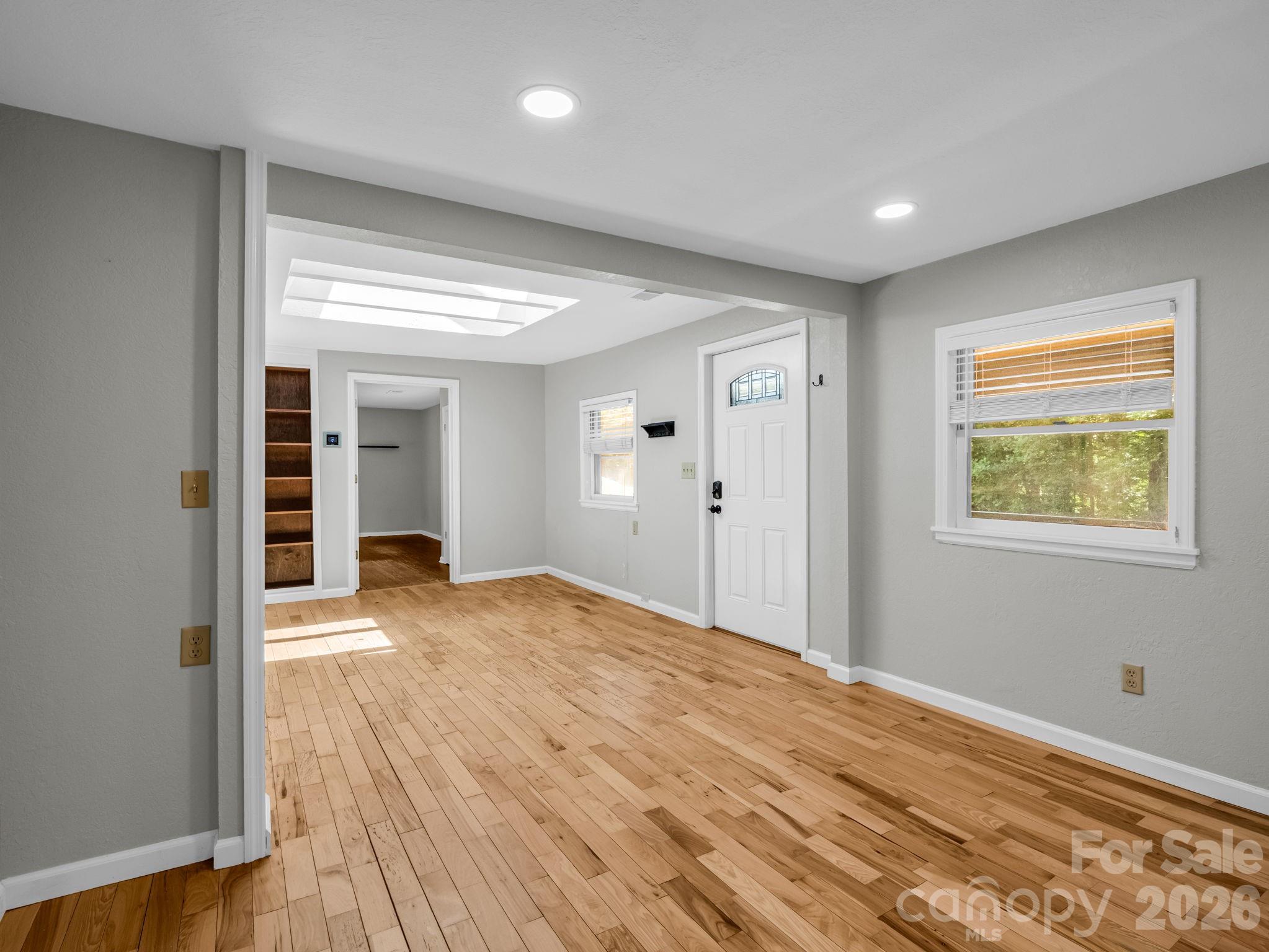 35 Chastain Hill Road — Mills River