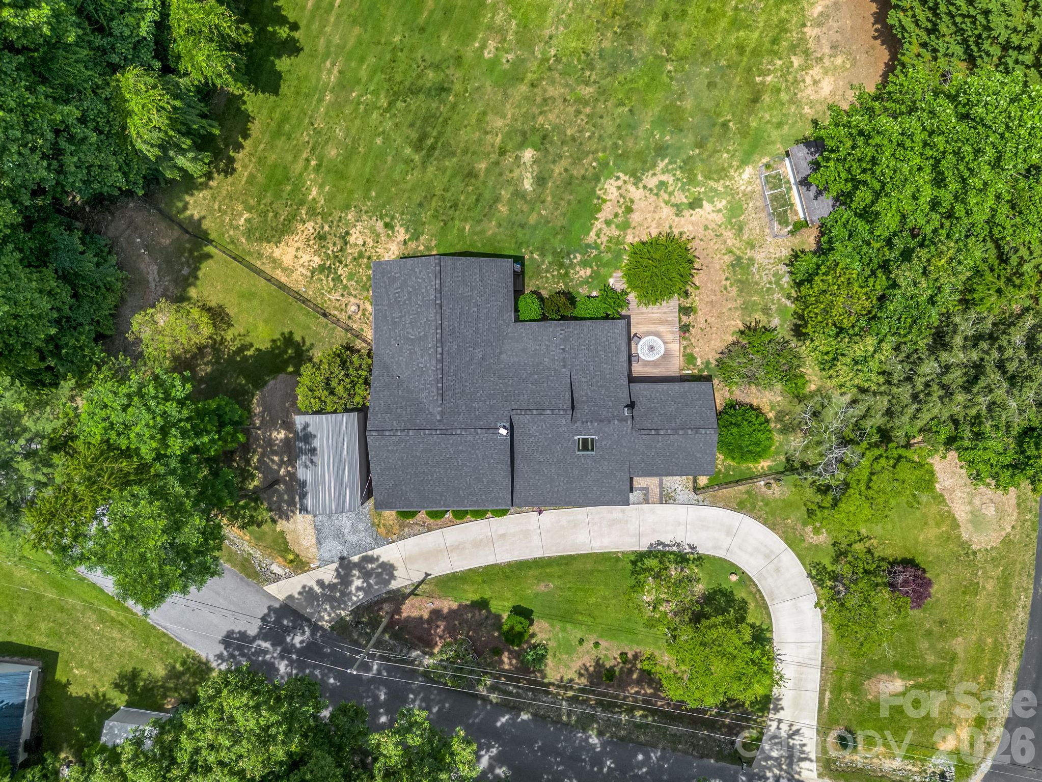 35 Chastain Hill Road — Mills River