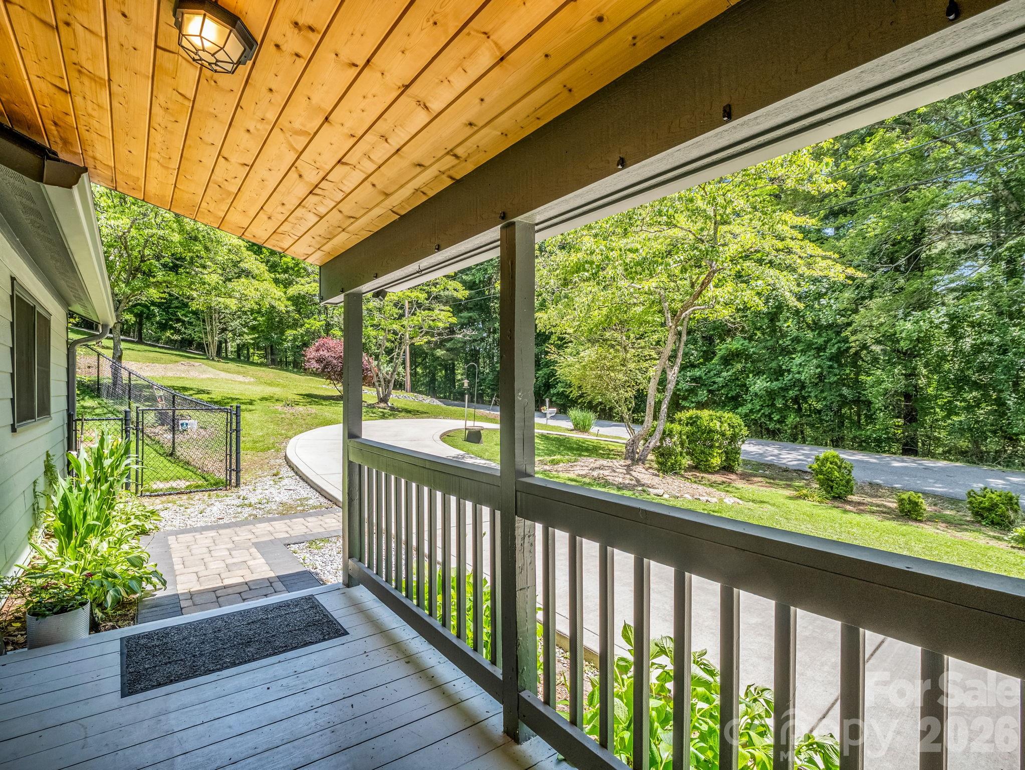 35 Chastain Hill Road — Mills River