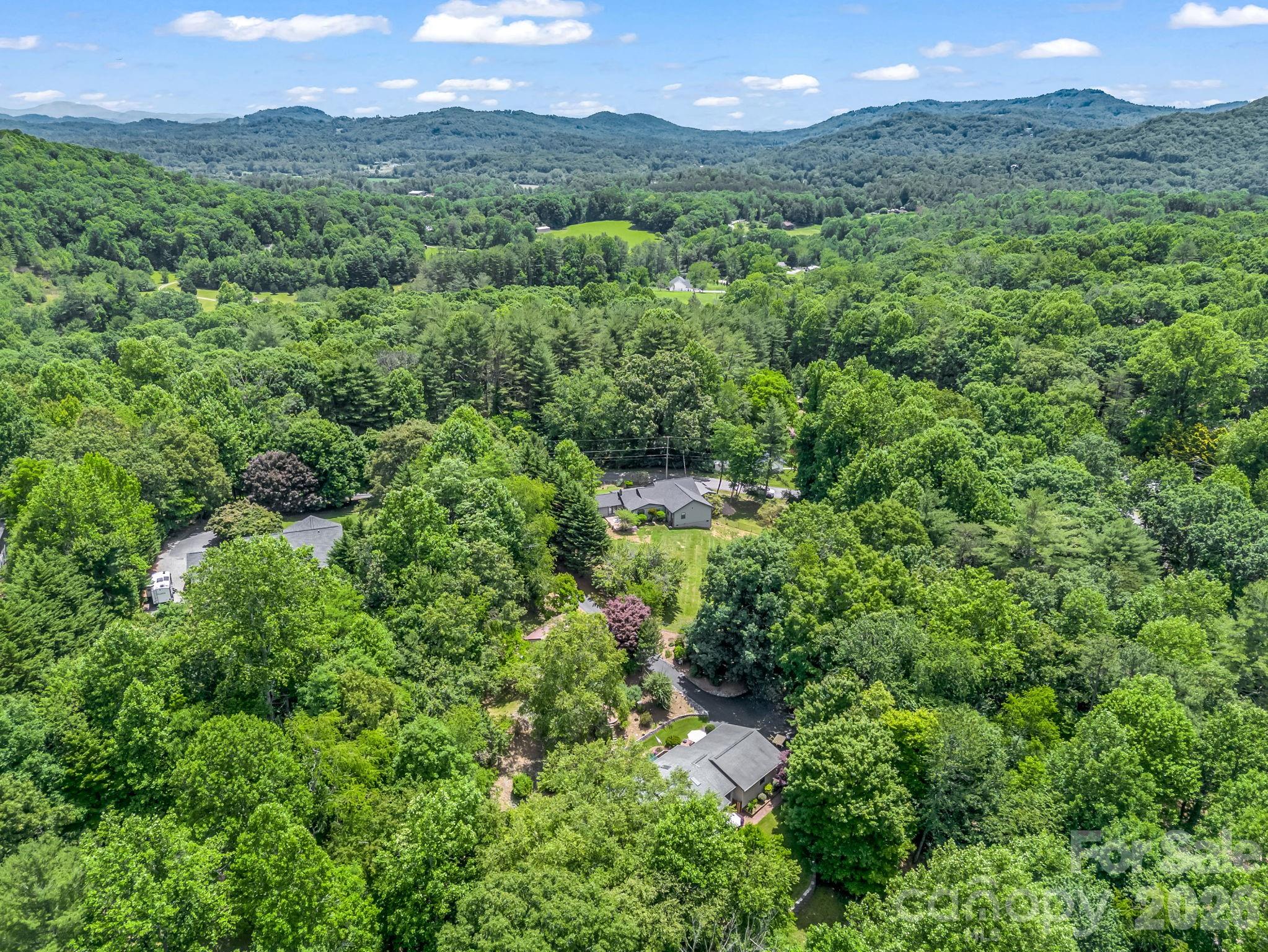 35 Chastain Hill Road — Mills River