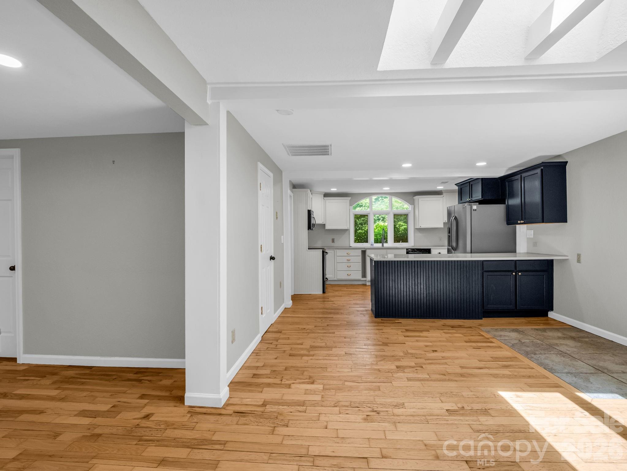 35 Chastain Hill Road — Mills River