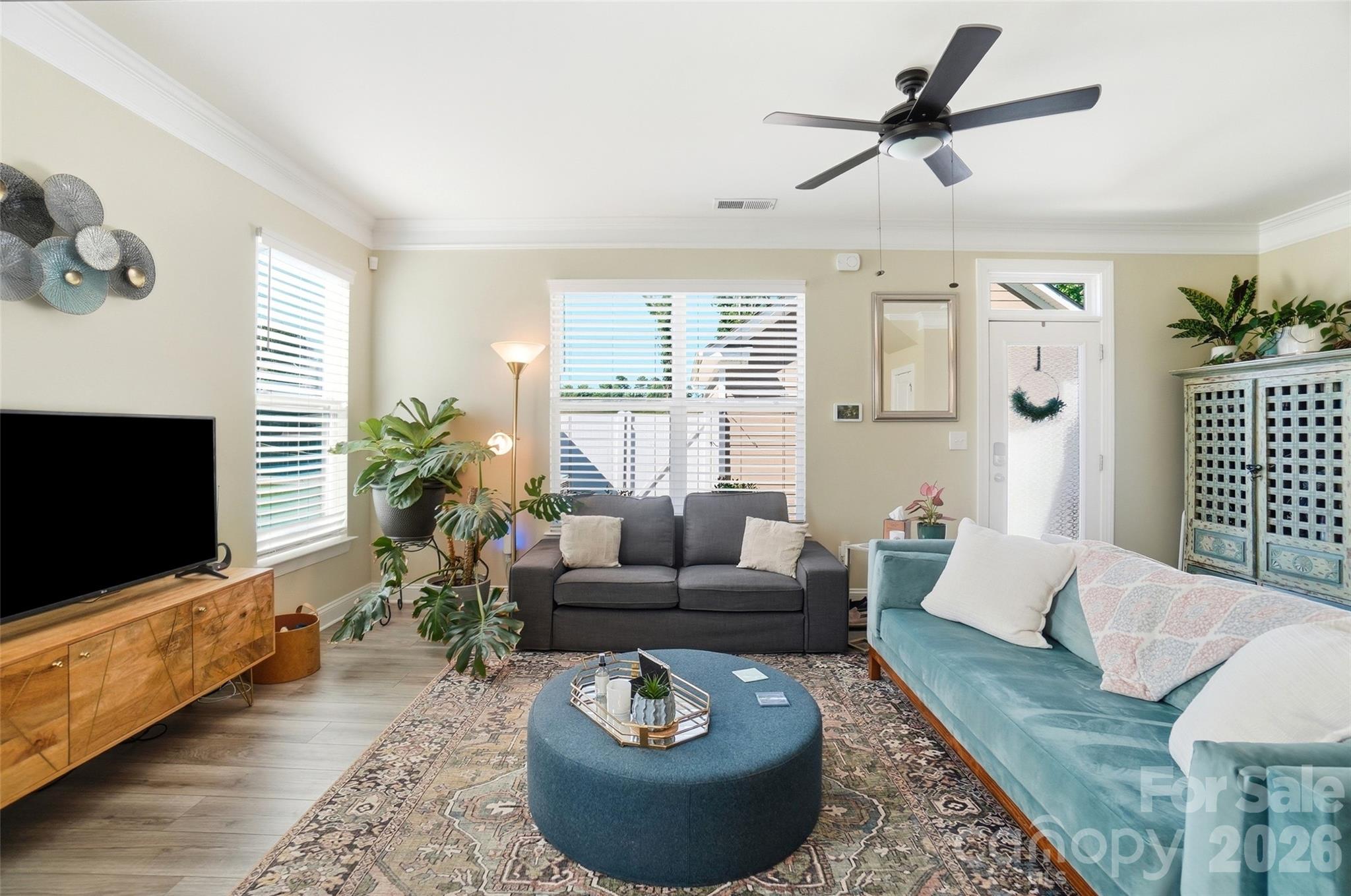 1012 Township Parkway — Belmont