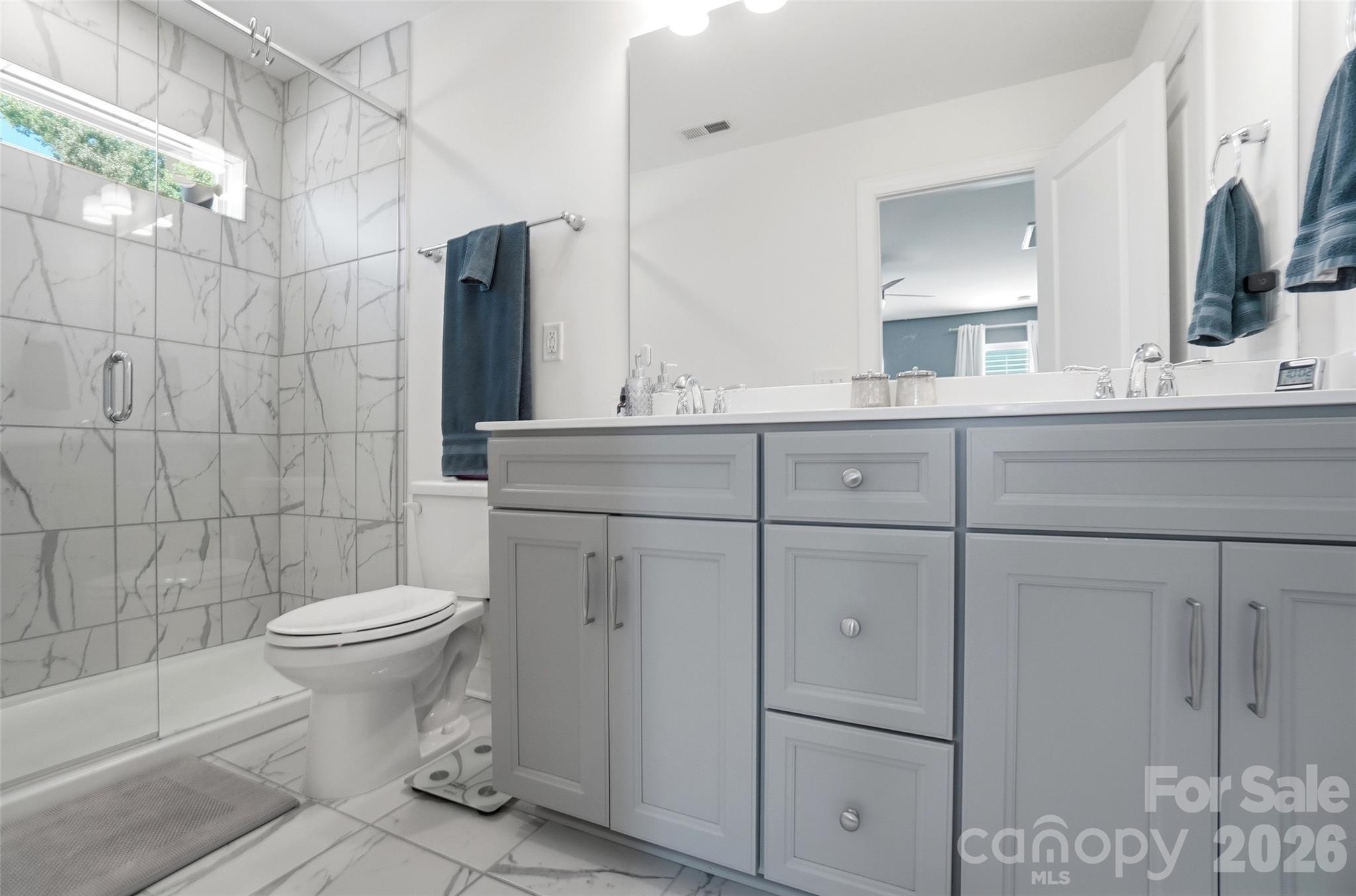 1012 Township Parkway — Belmont