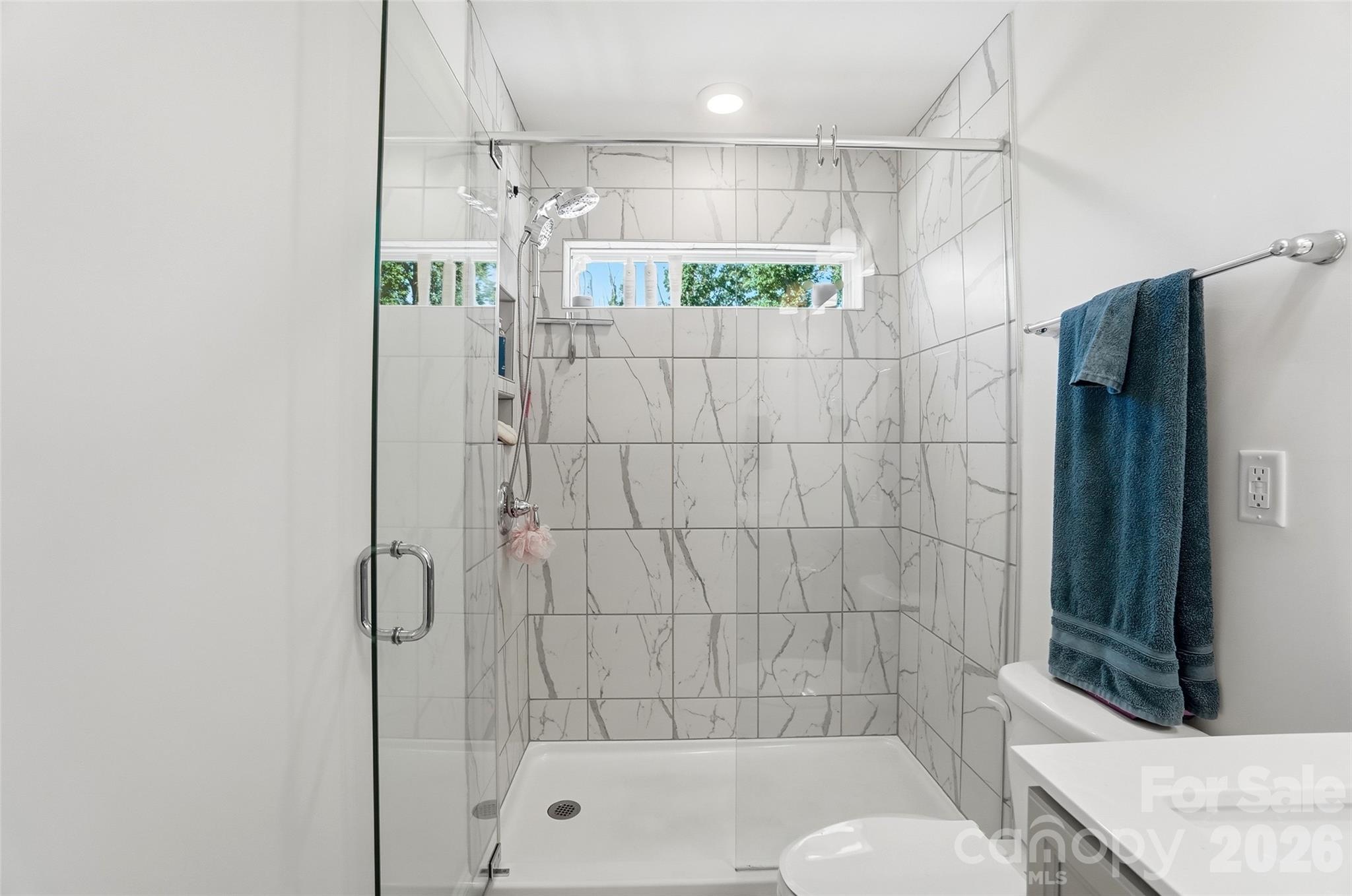 1012 Township Parkway — Belmont