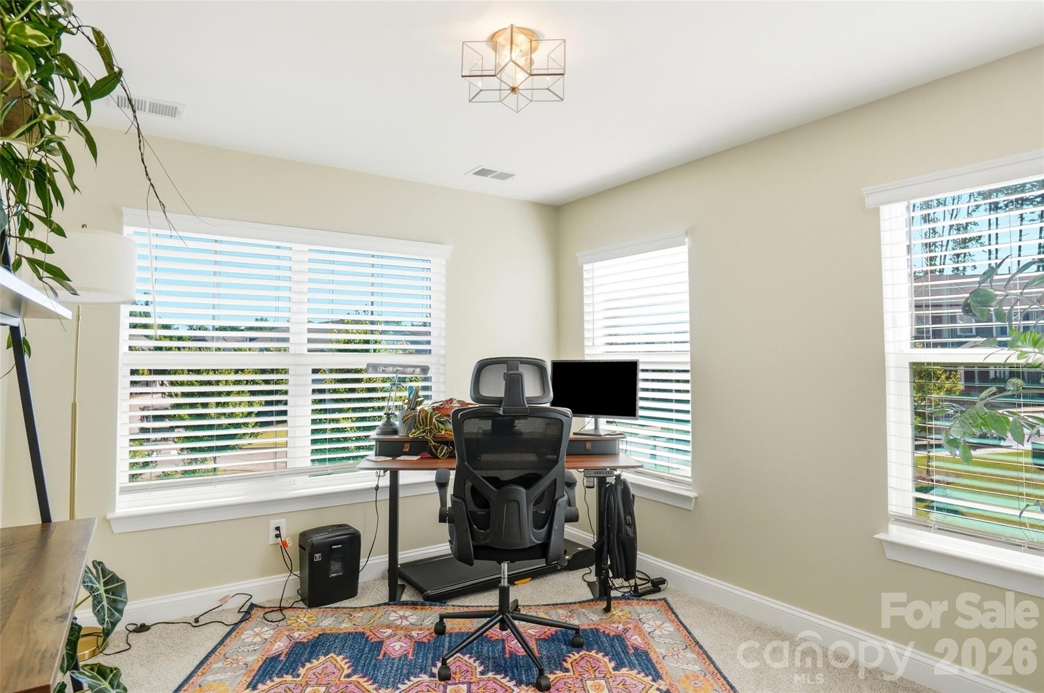 1012 Township Parkway — Belmont