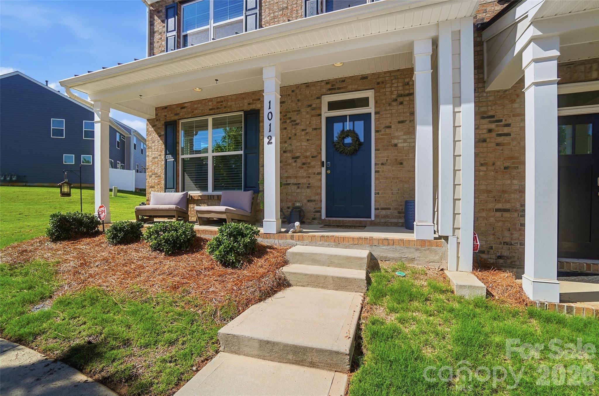 1012 Township Parkway — Belmont