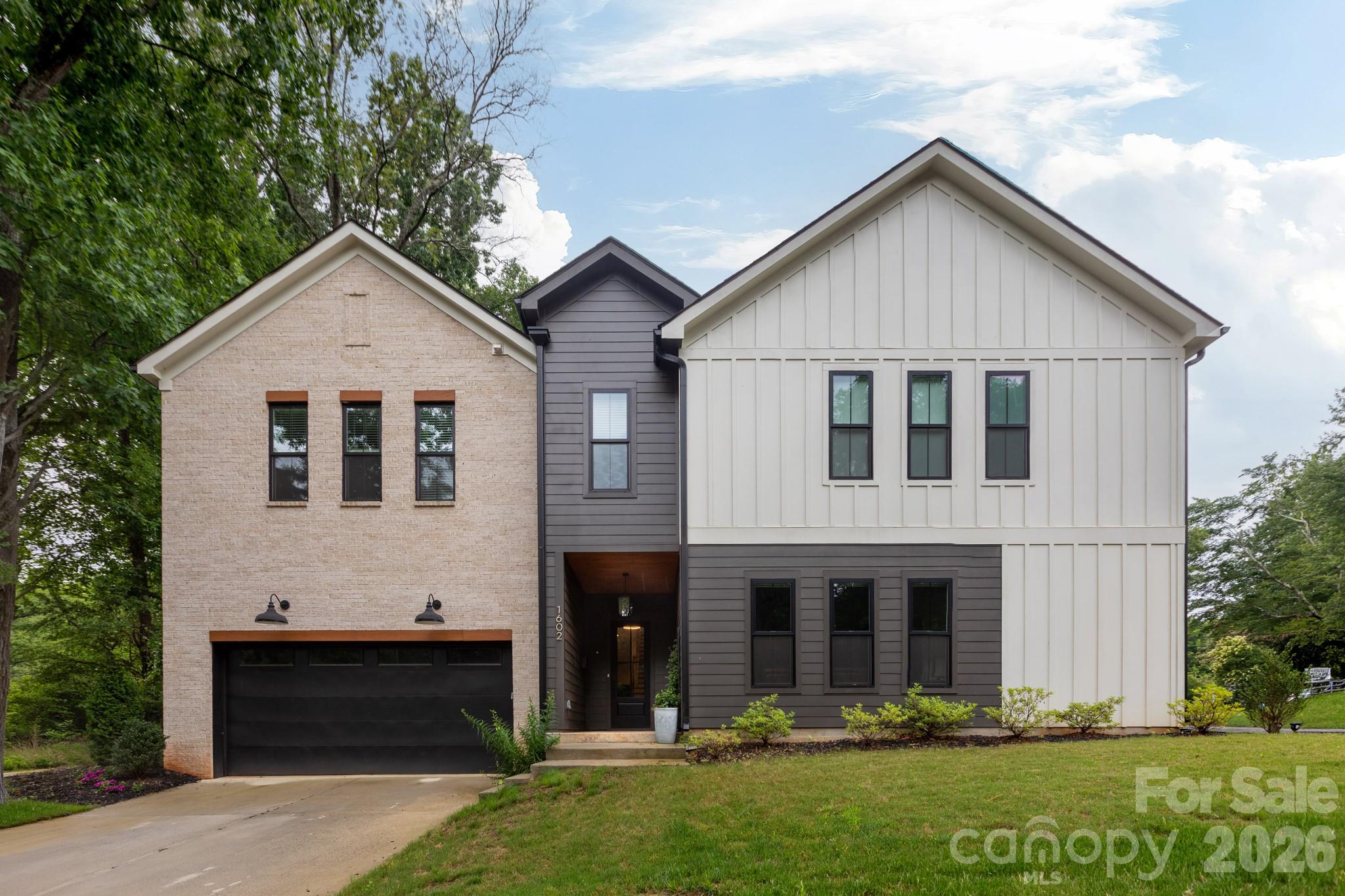 1602 Herrin Avenue — Charlotte