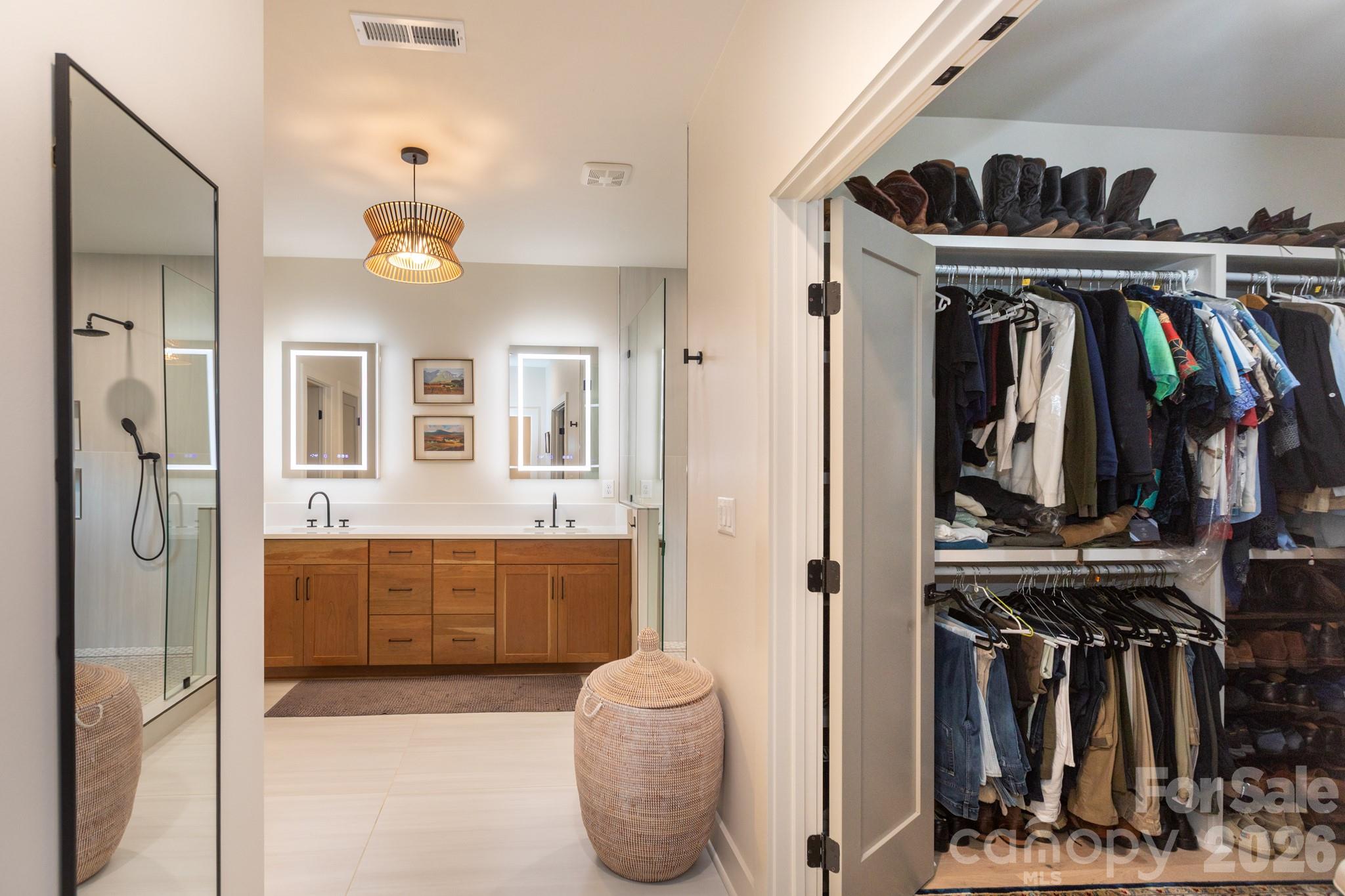 1602 Herrin Avenue — Charlotte