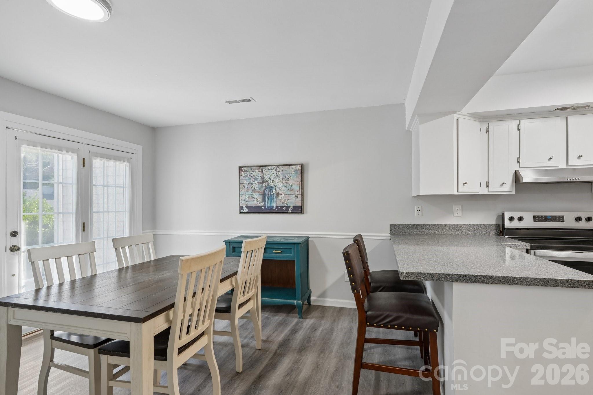 8403 Cricket Lake Drive — Charlotte