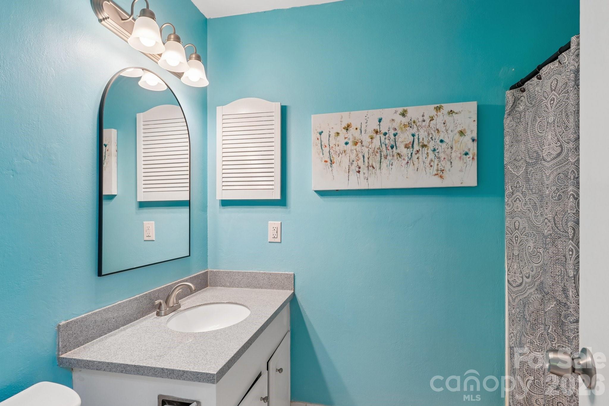 8403 Cricket Lake Drive — Charlotte