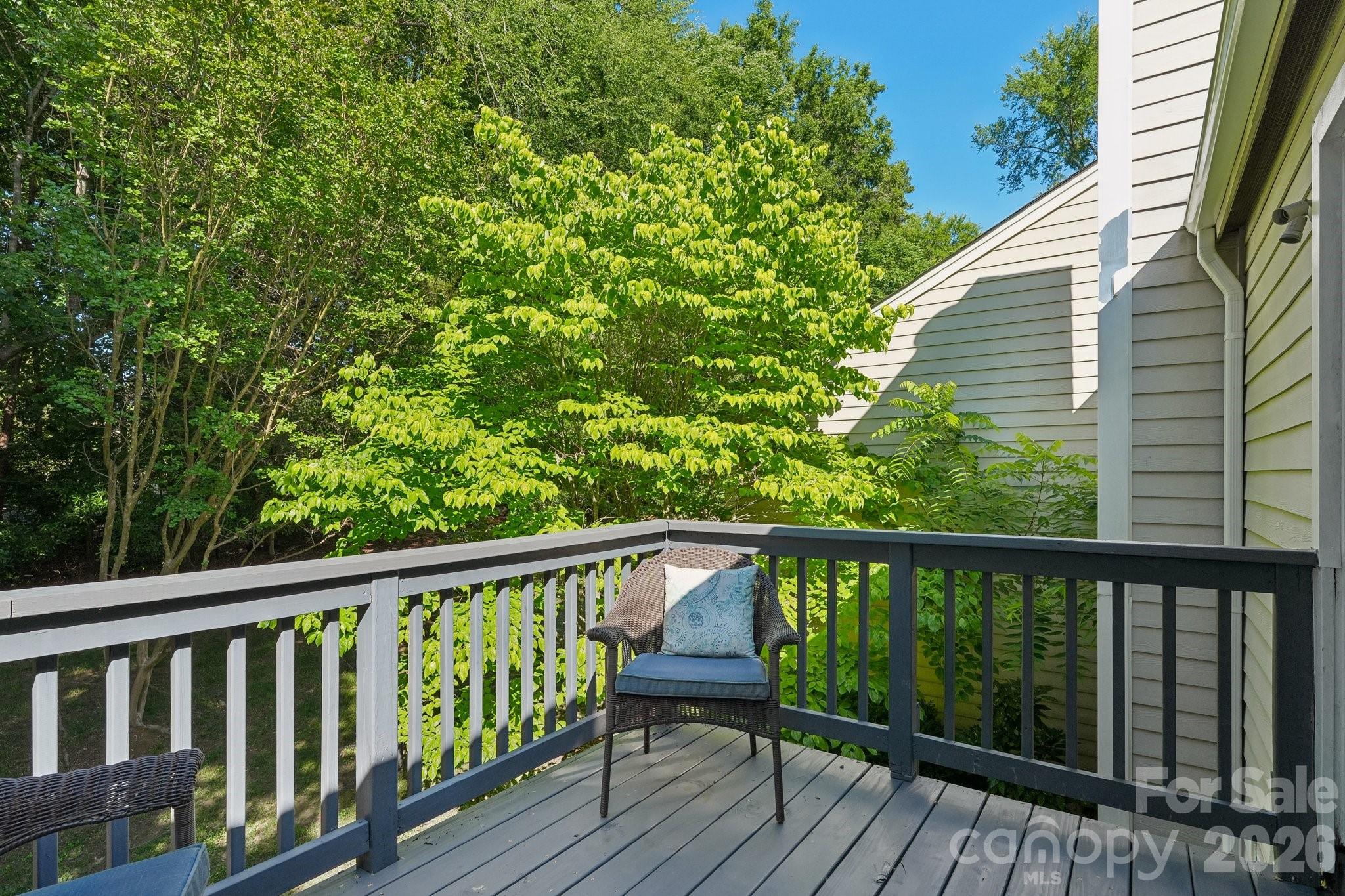 8403 Cricket Lake Drive — Charlotte