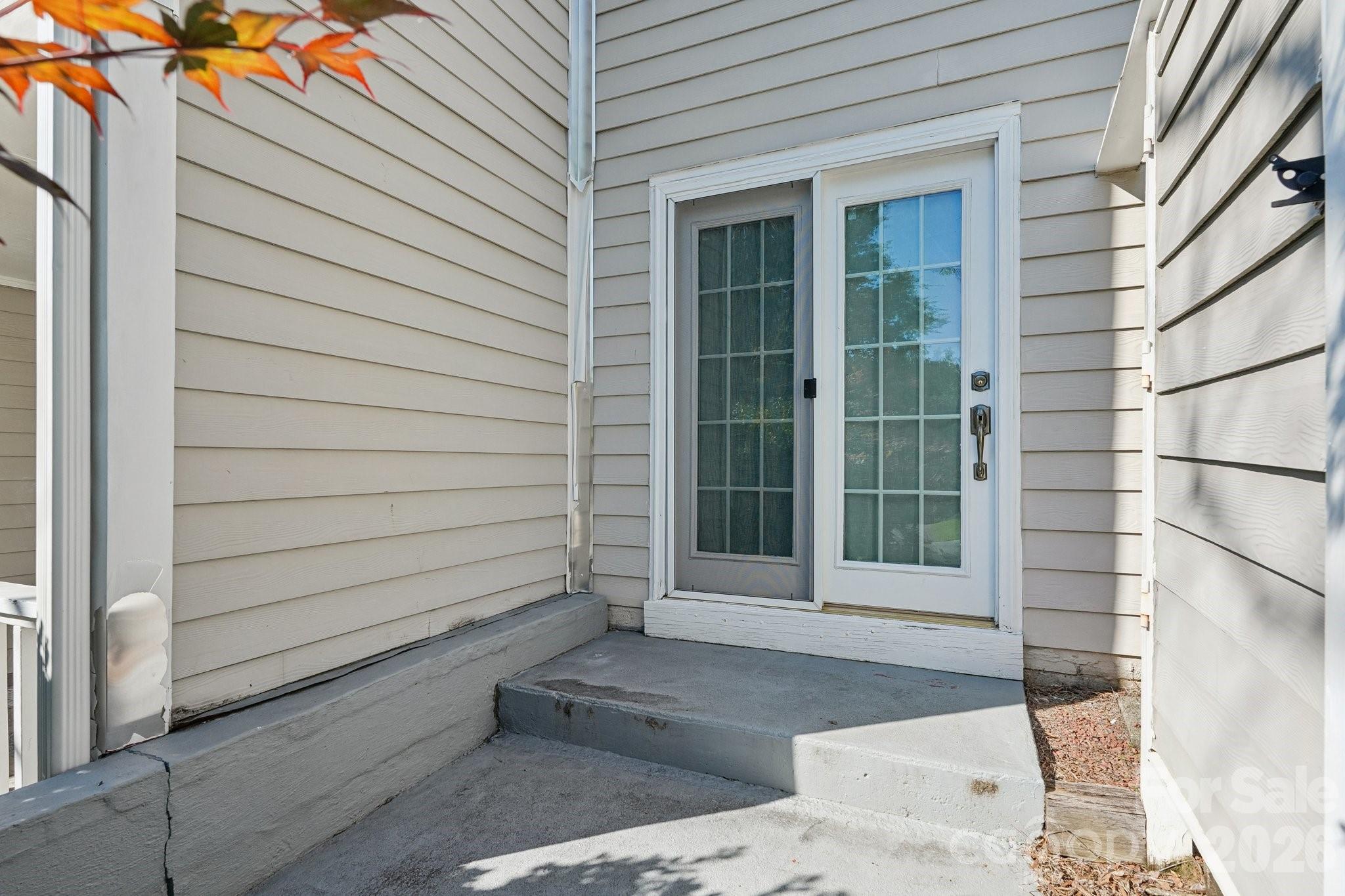 8403 Cricket Lake Drive — Charlotte