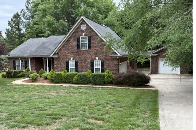5911 Sugarcane Court — Mint Hill