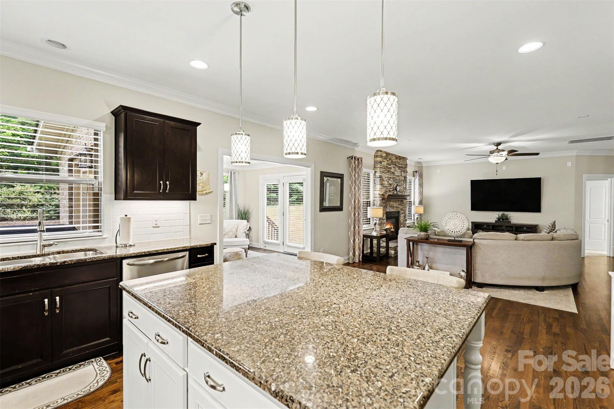 16524 Crosshaven Drive — Charlotte