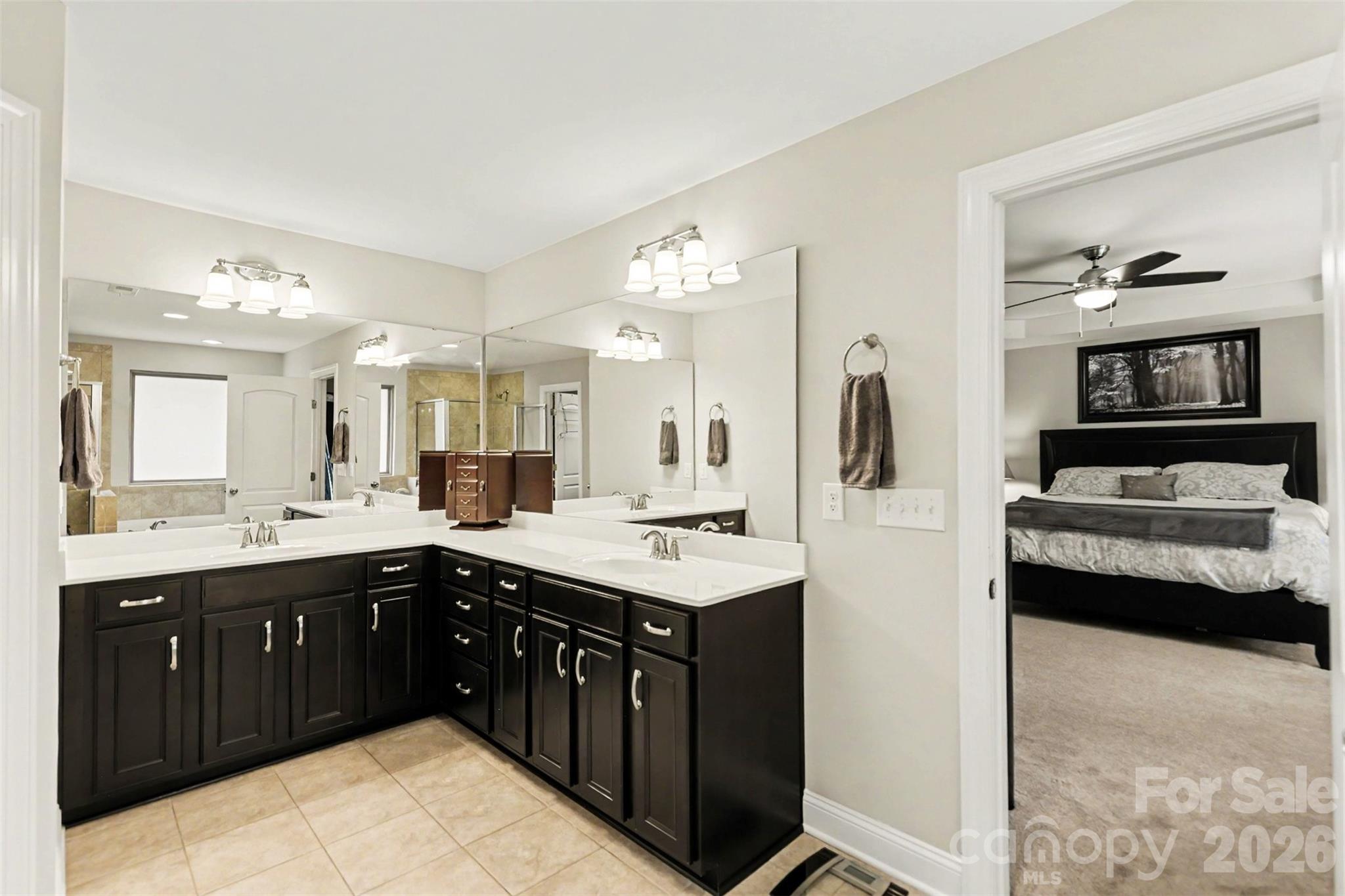 16524 Crosshaven Drive — Charlotte