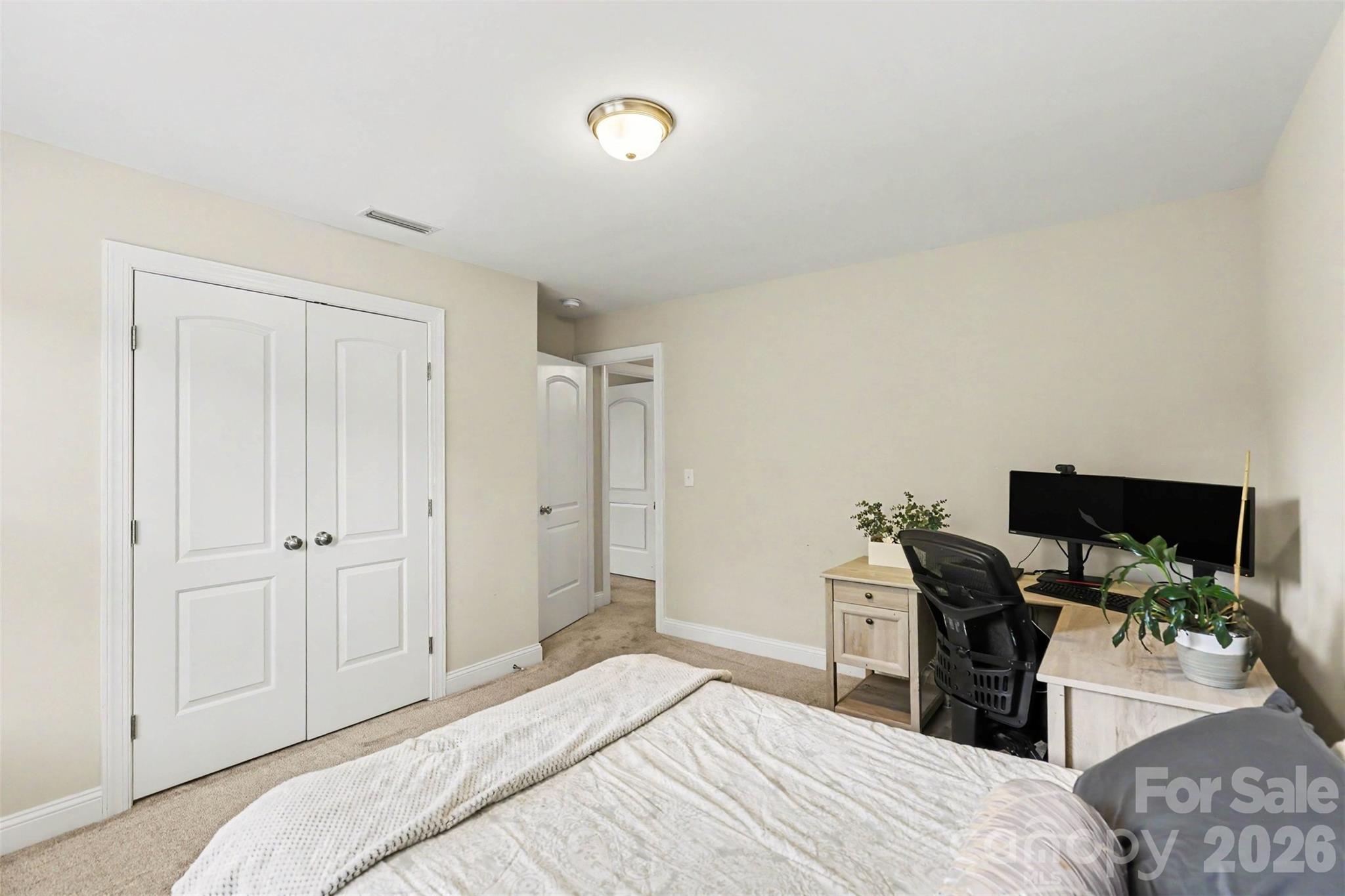 16524 Crosshaven Drive — Charlotte