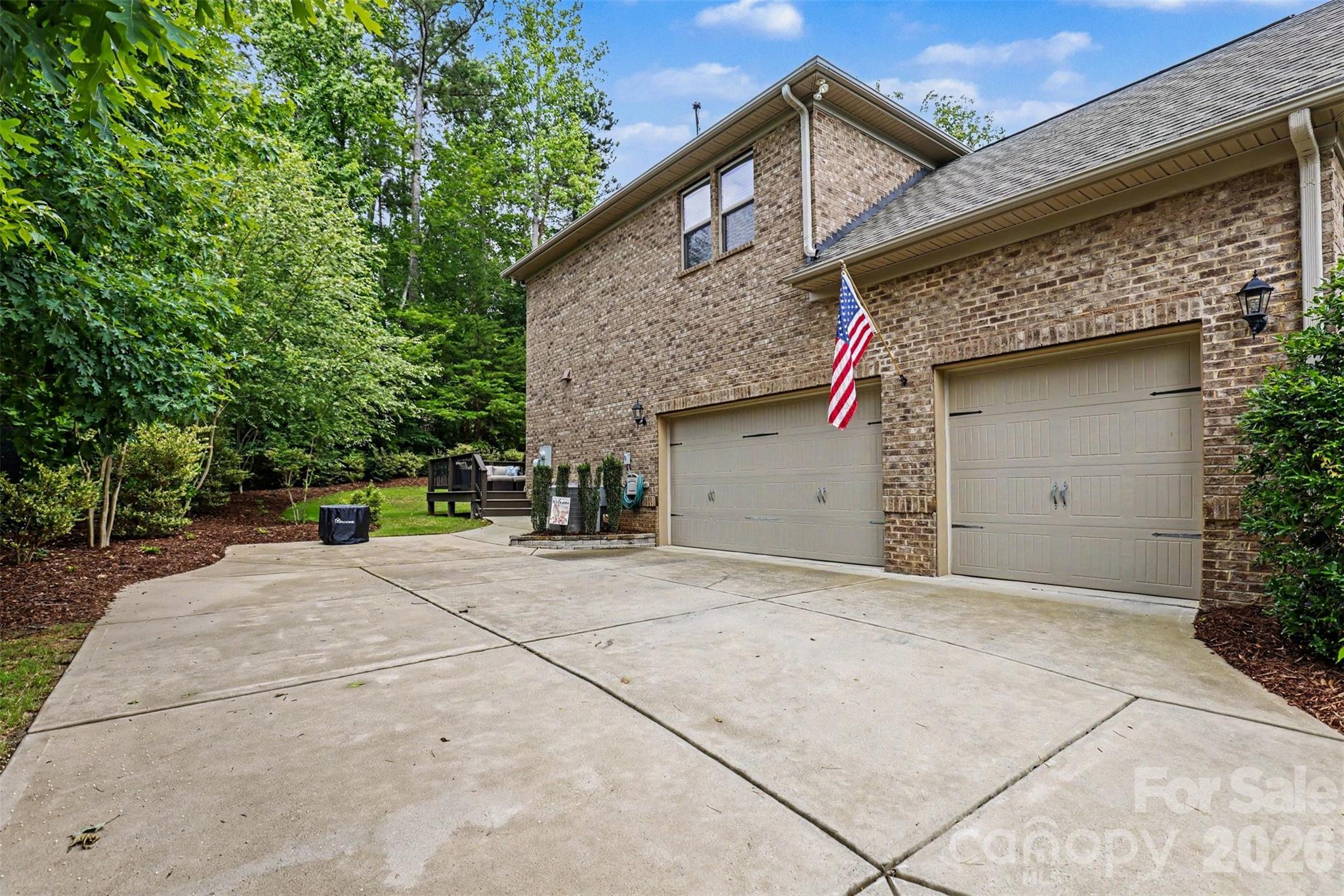 16524 Crosshaven Drive — Charlotte