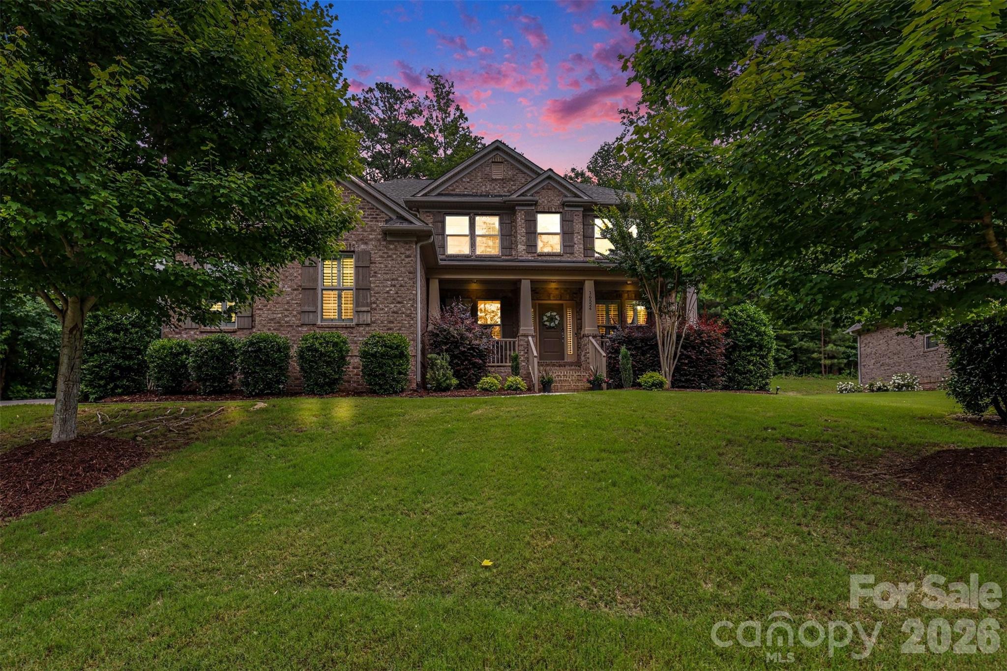 16524 Crosshaven Drive — Charlotte