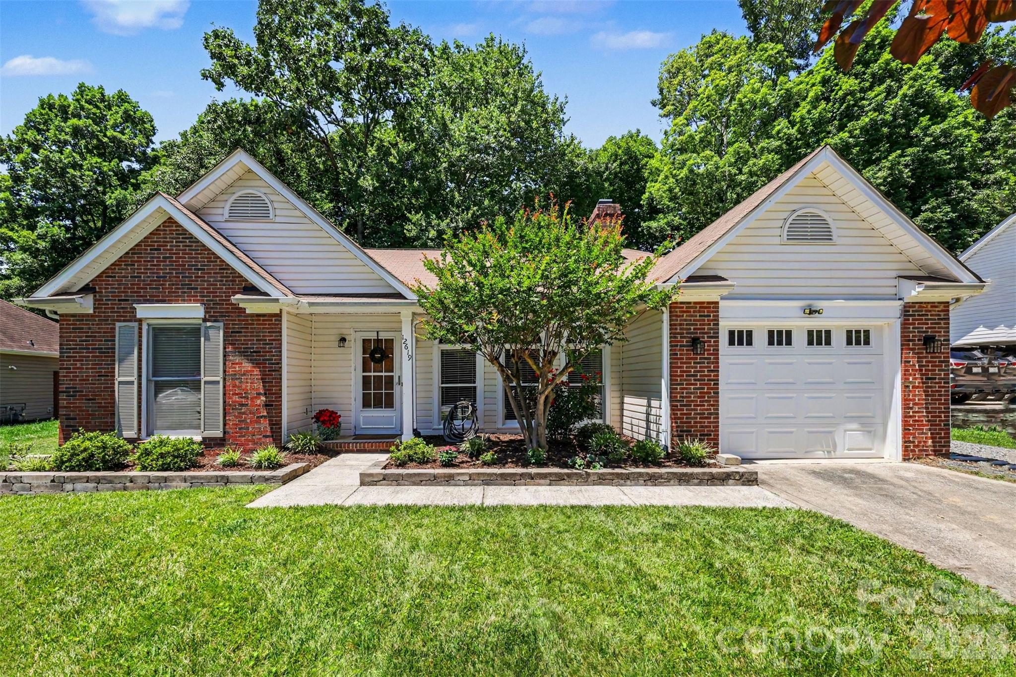 12619 Levins Hall Road — Huntersville