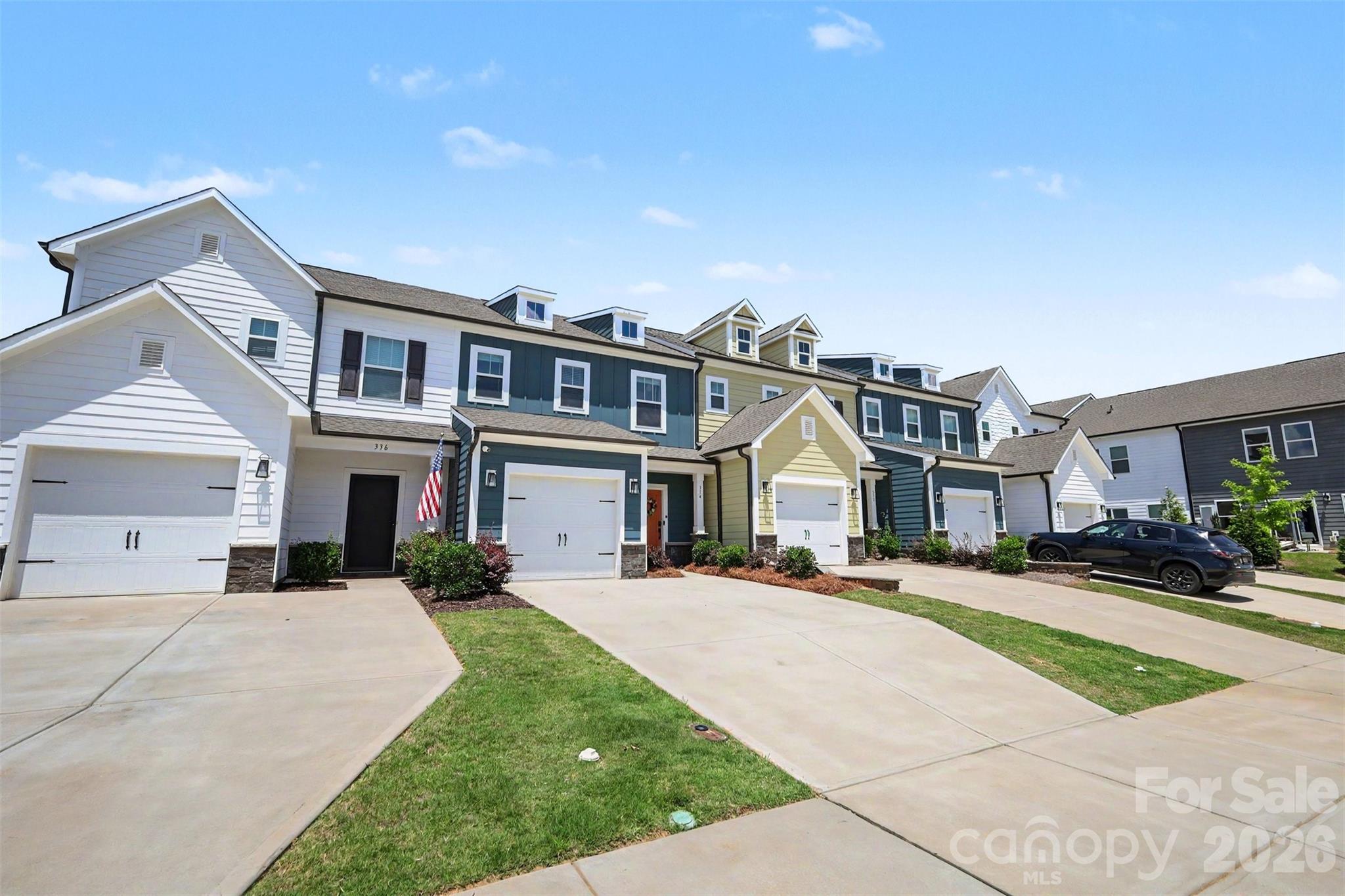 334 Drawbar Drive — Clover