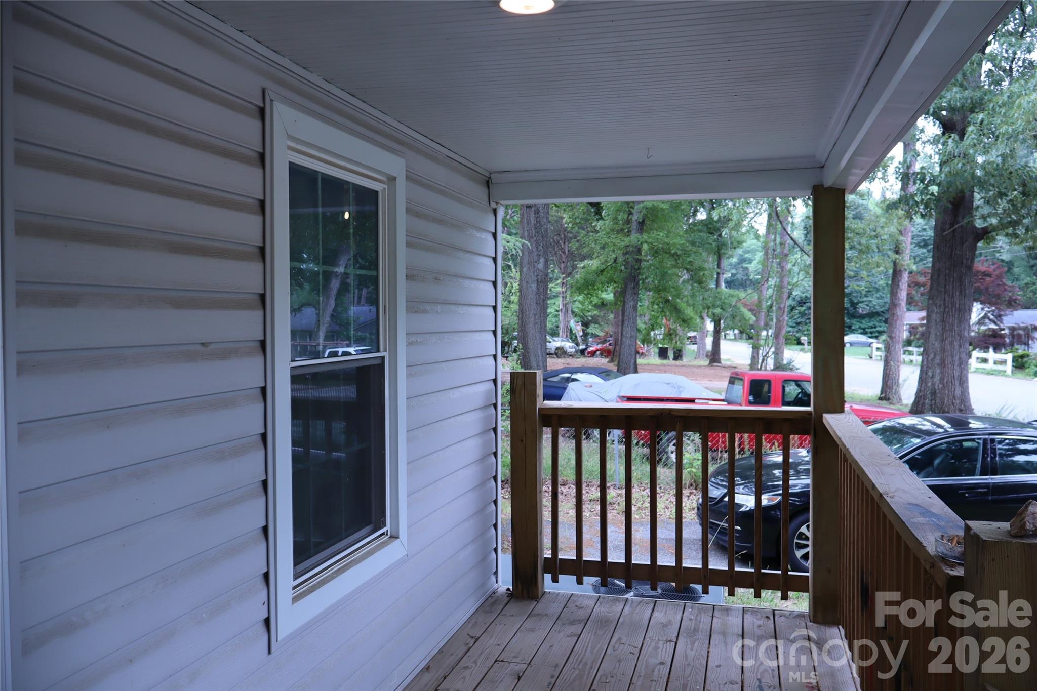 305 E Division Avenue — Salisbury