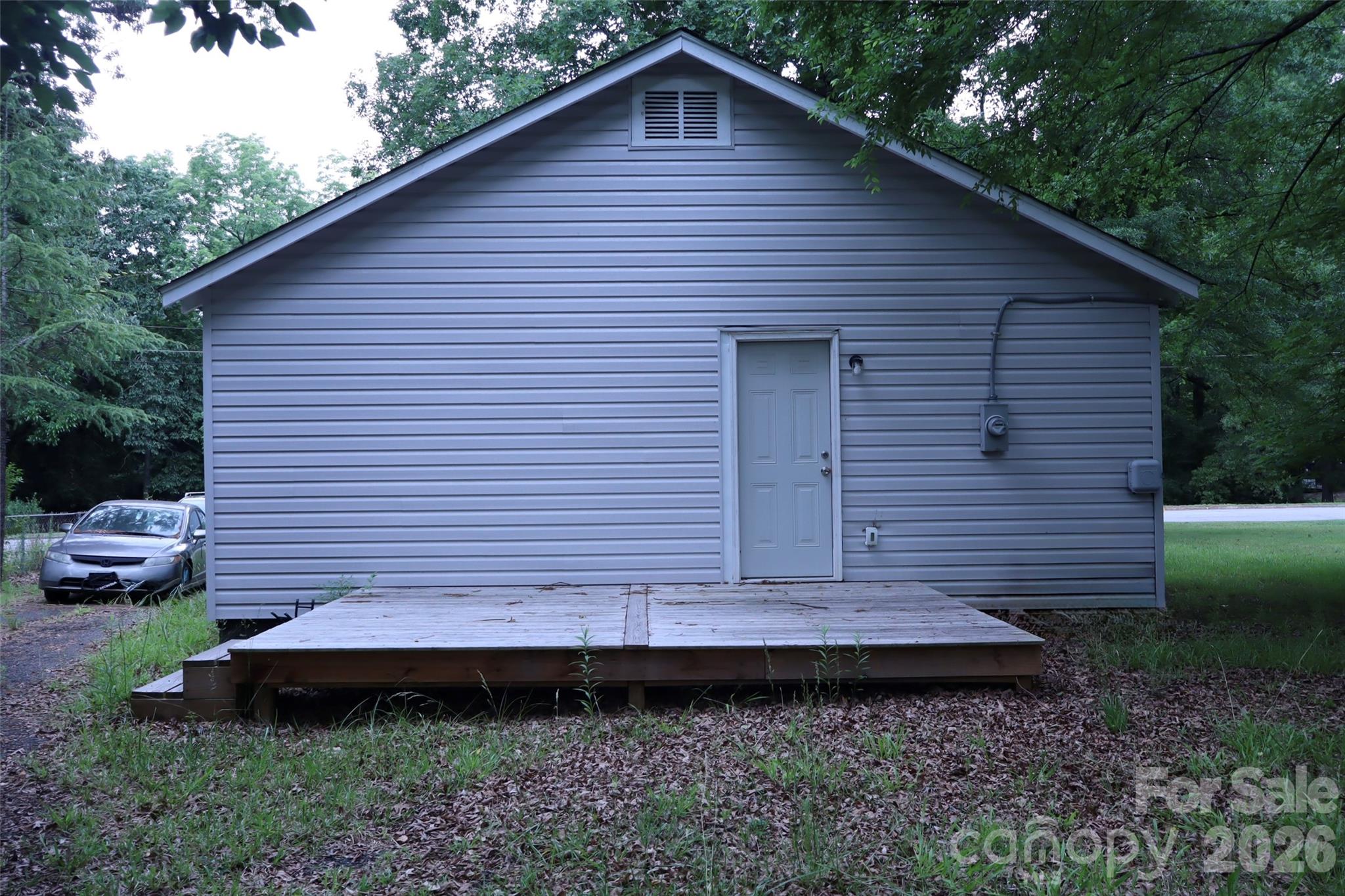 305 E Division Avenue — Salisbury