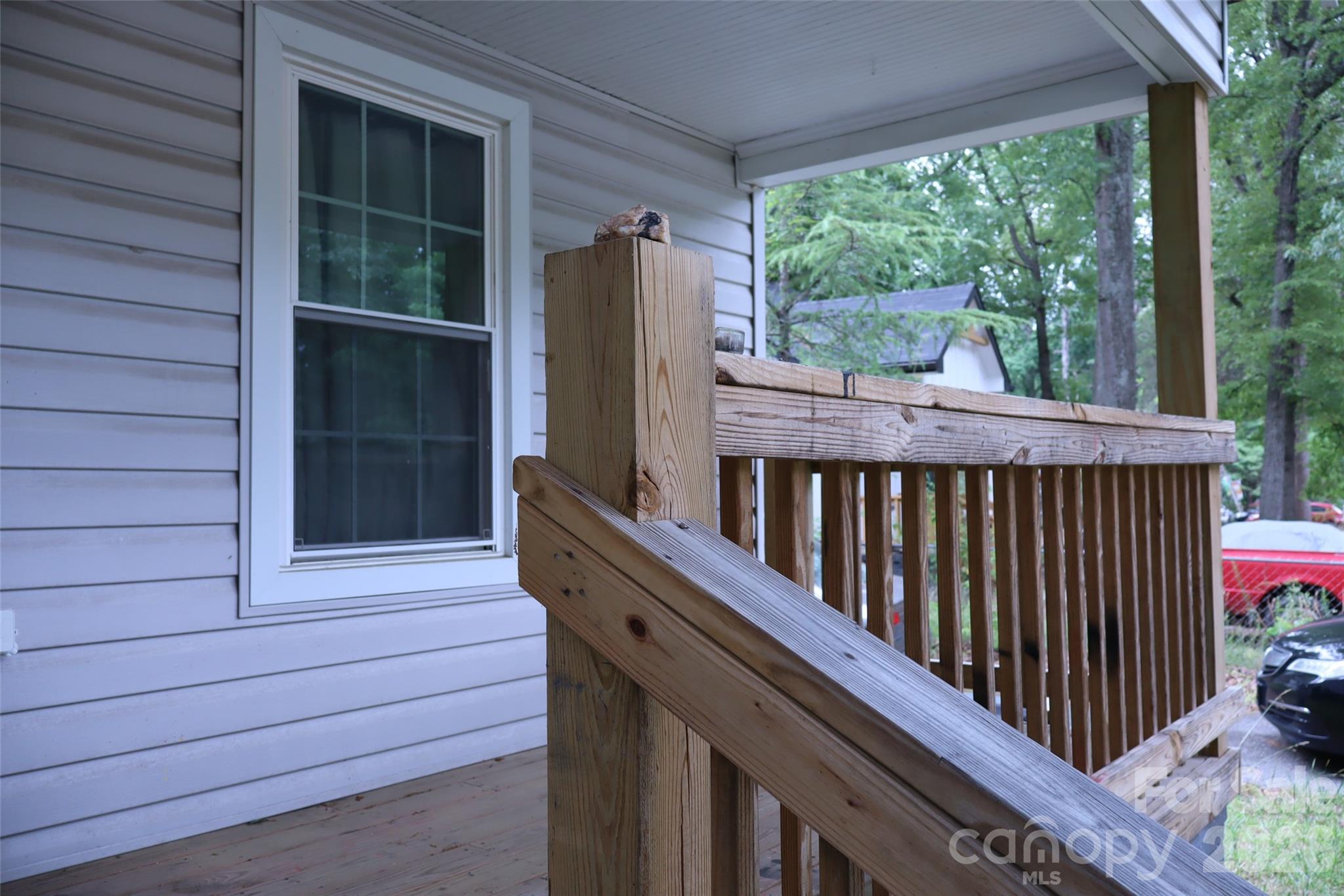 305 E Division Avenue — Salisbury