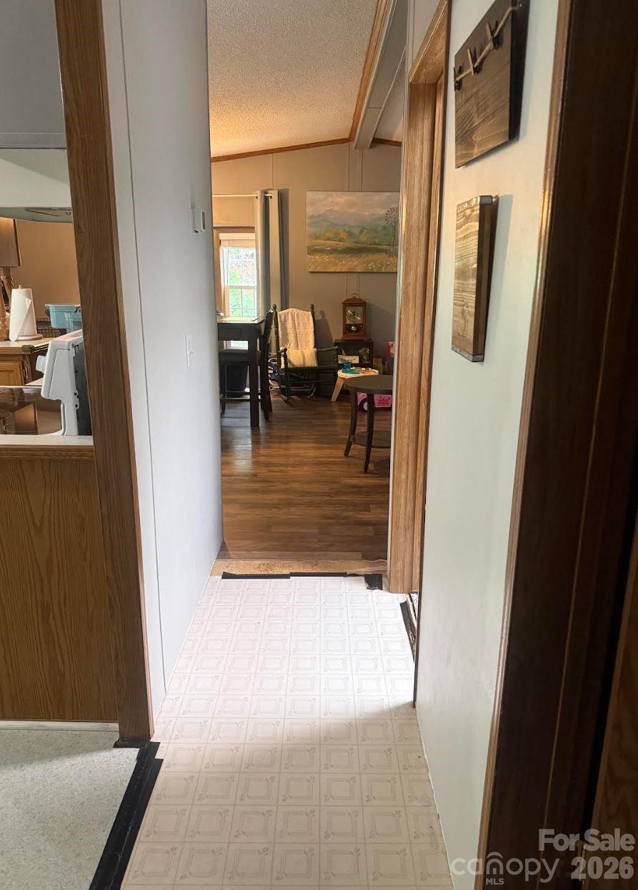 811 Turkey Pen Gap Road — Horse Shoe