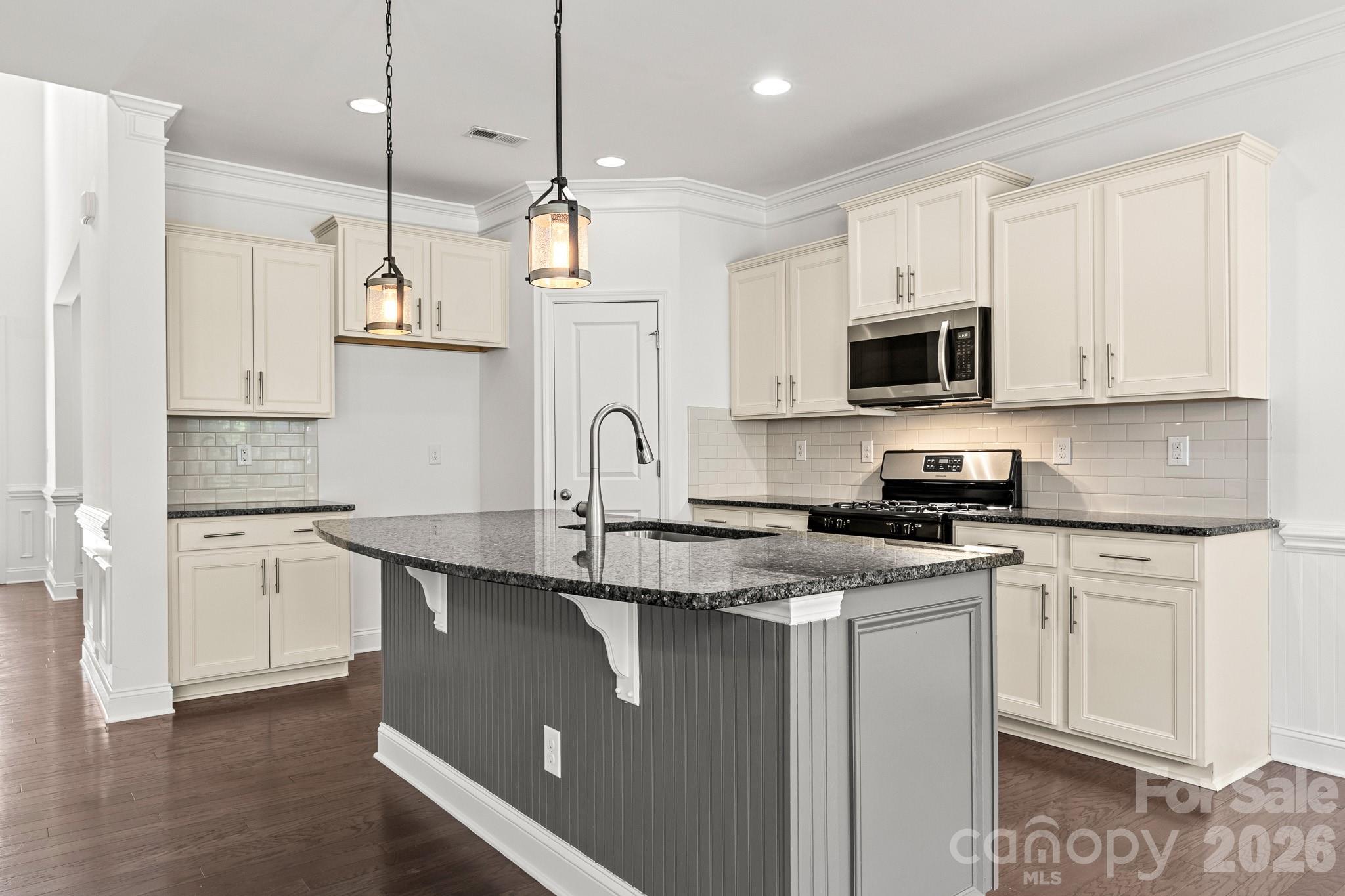 2377 Seagull Drive — Denver