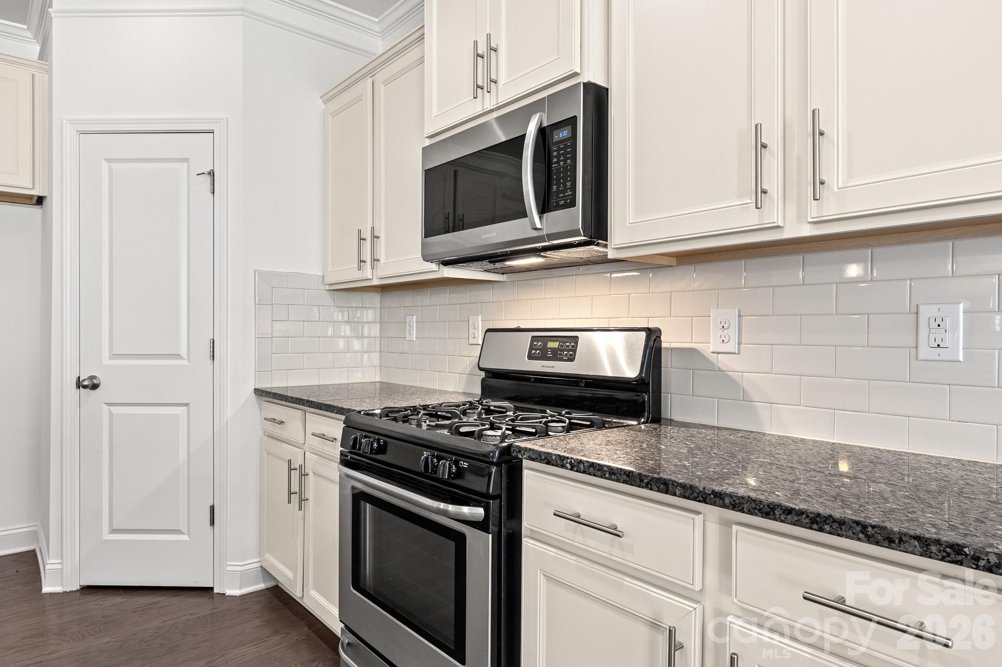2377 Seagull Drive — Denver