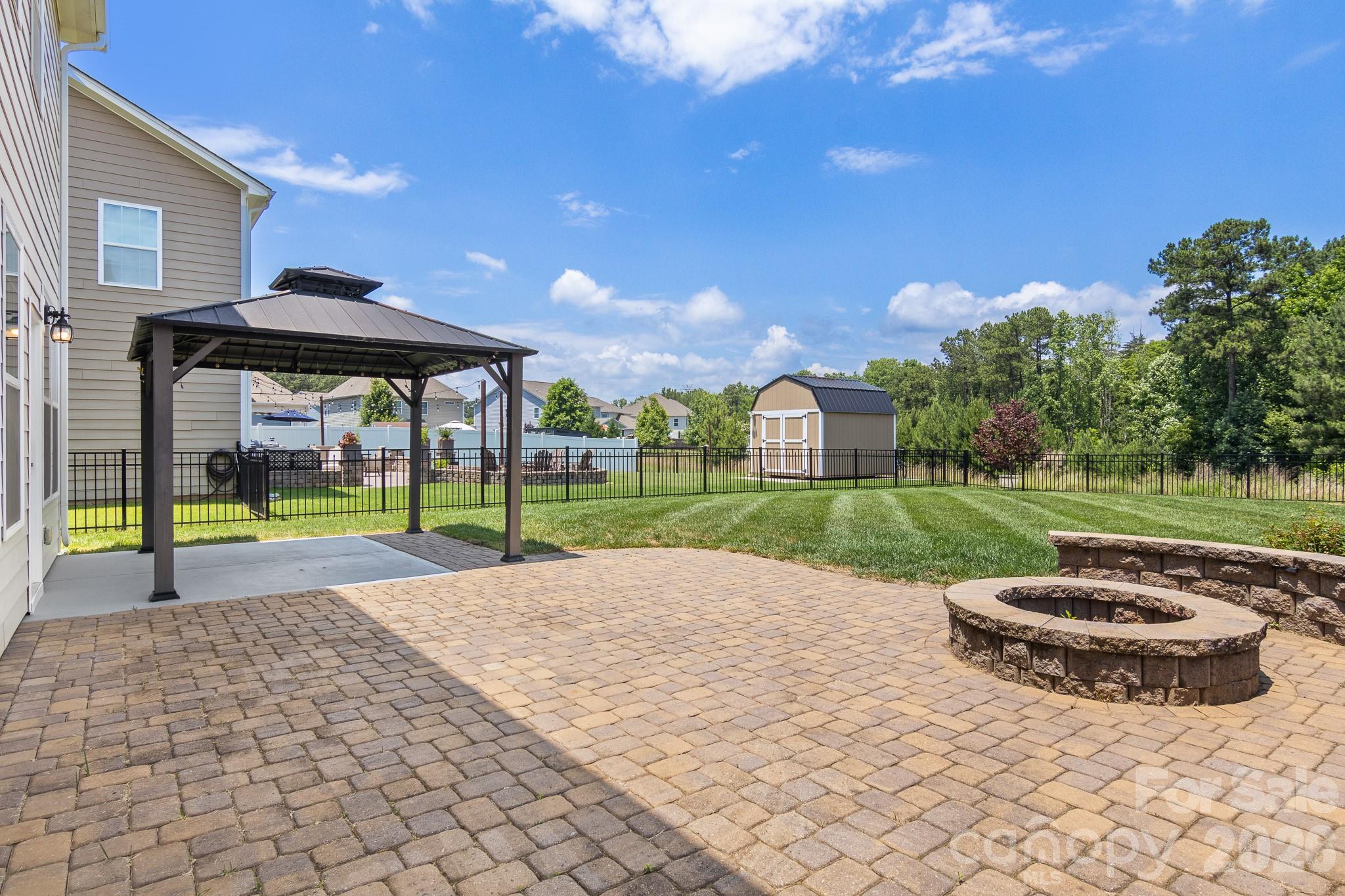 2377 Seagull Drive — Denver
