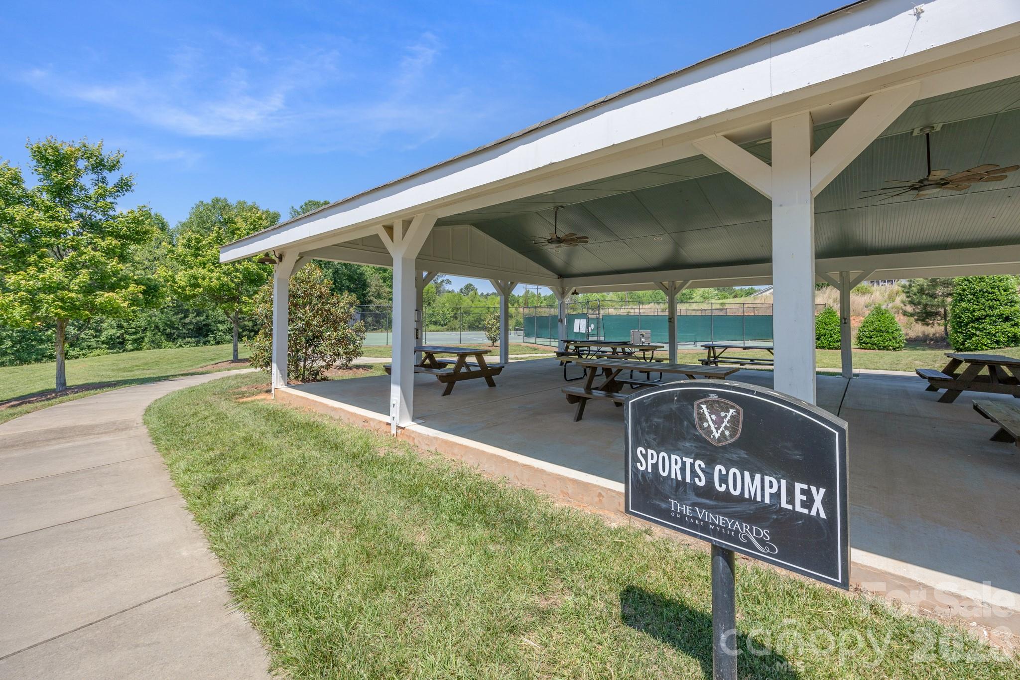 6407 Barcelona Way — Charlotte