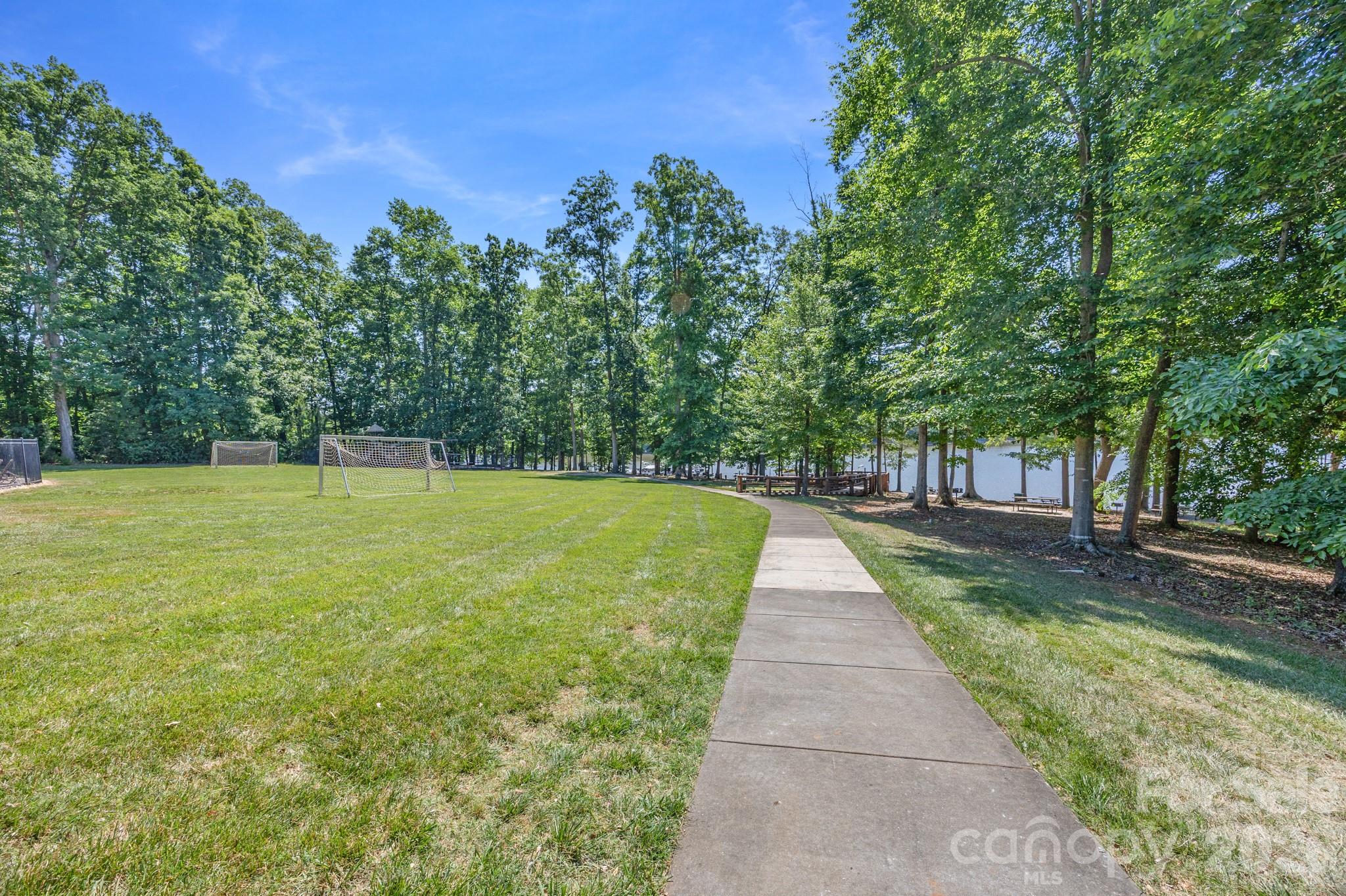 6407 Barcelona Way — Charlotte