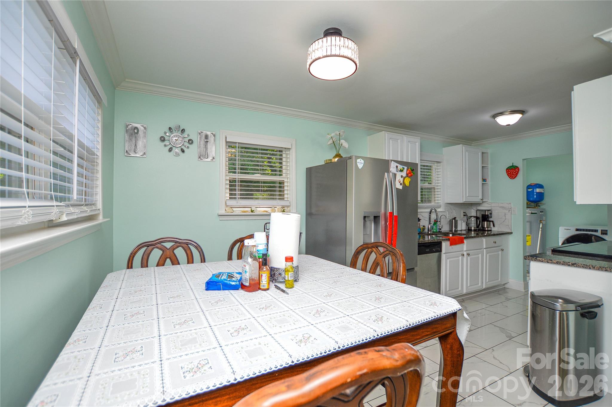 5514 Collins Street — Charlotte