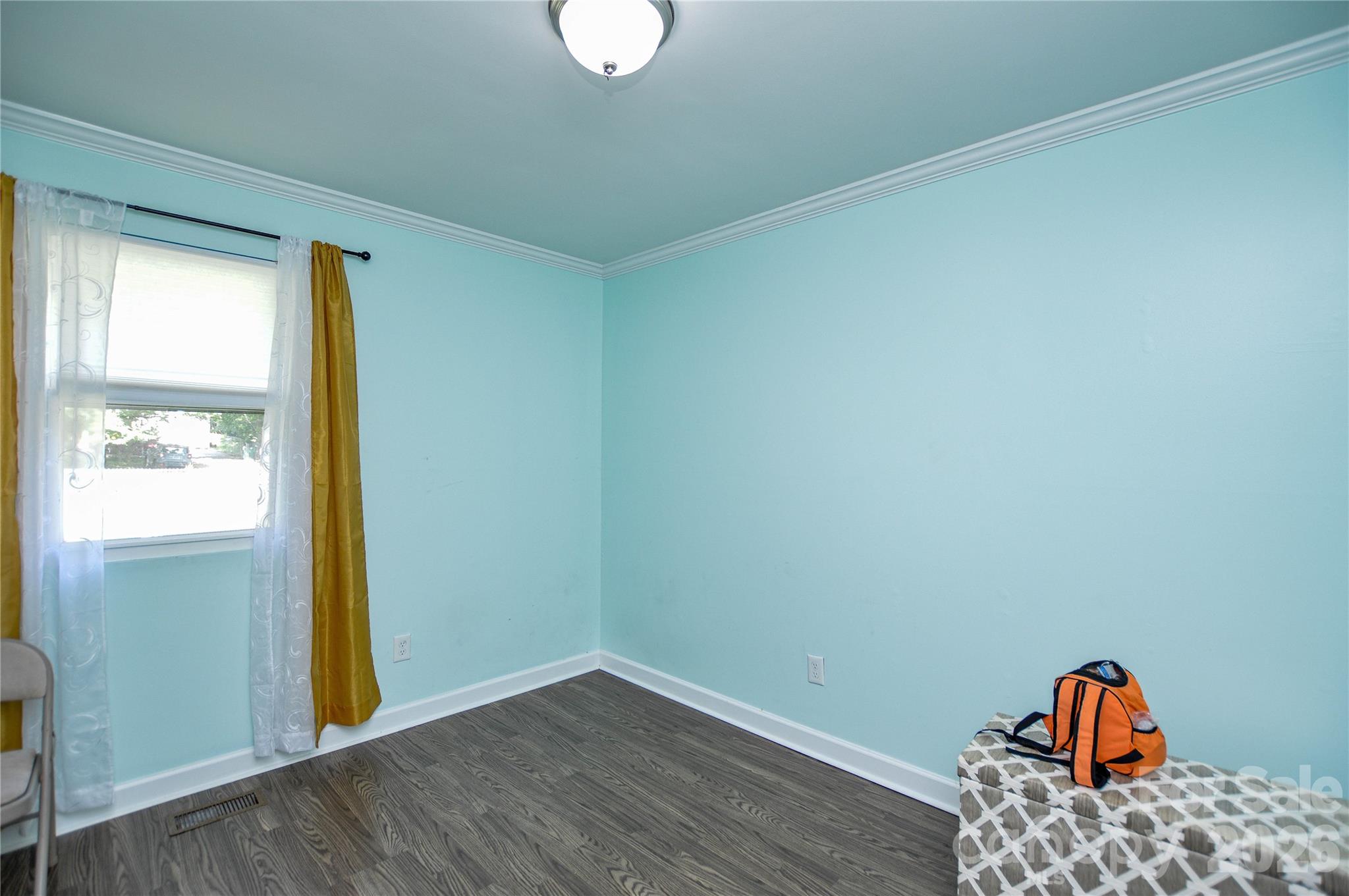 5514 Collins Street — Charlotte
