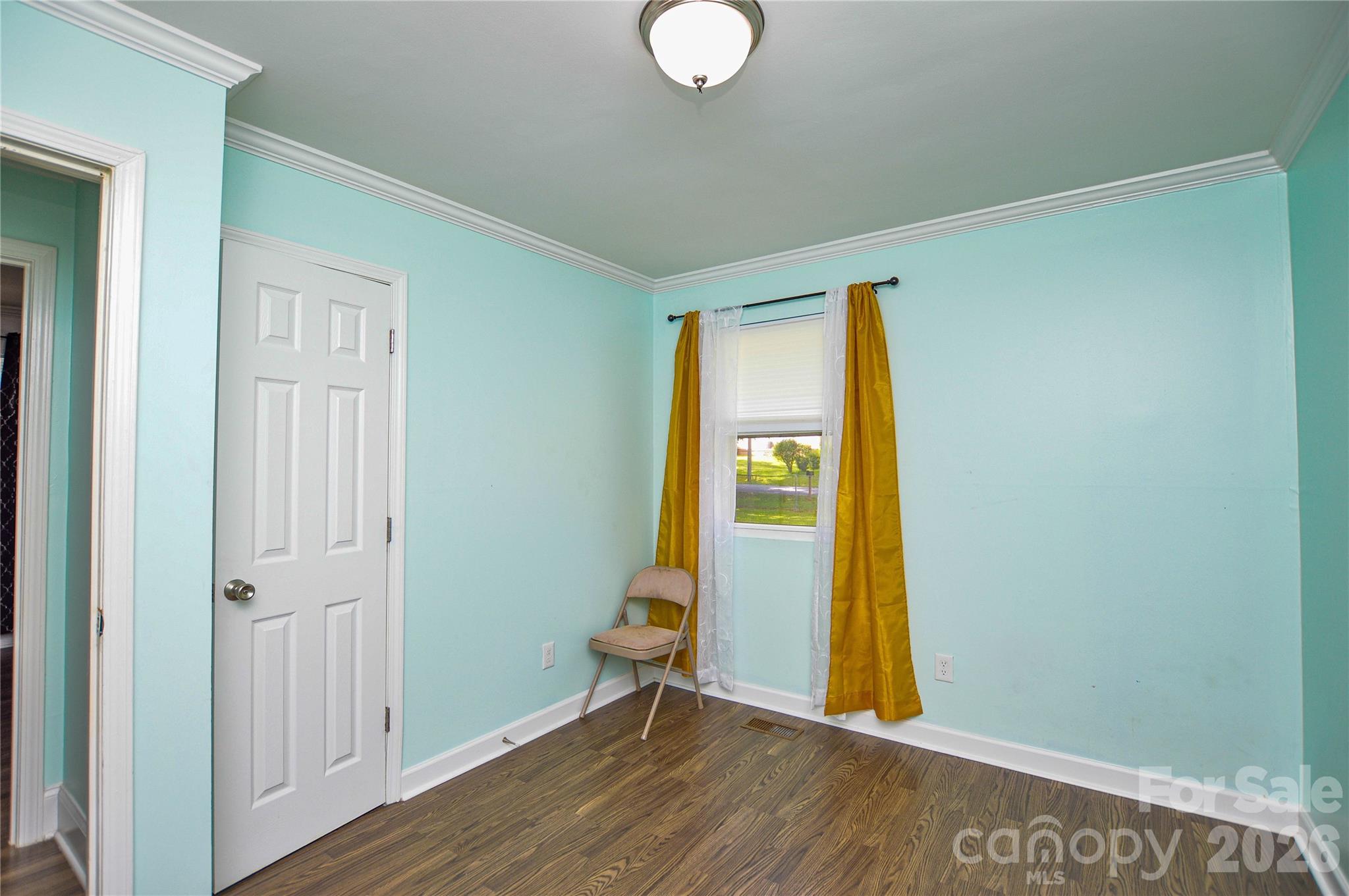 5514 Collins Street — Charlotte