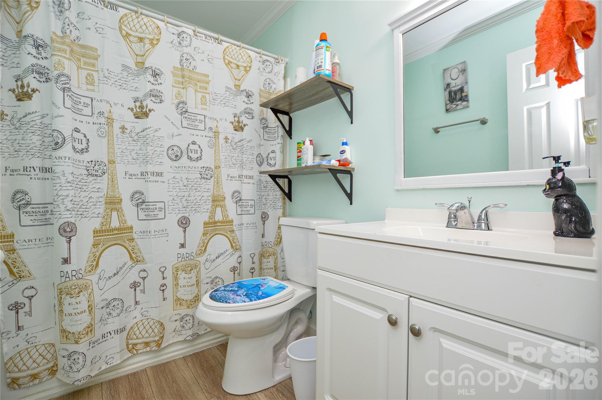 5514 Collins Street — Charlotte