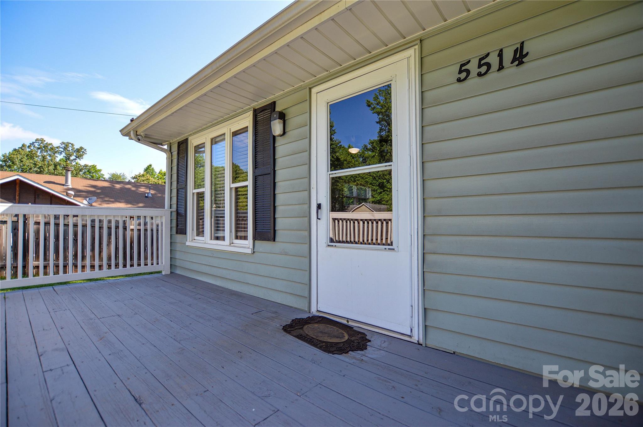 5514 Collins Street — Charlotte