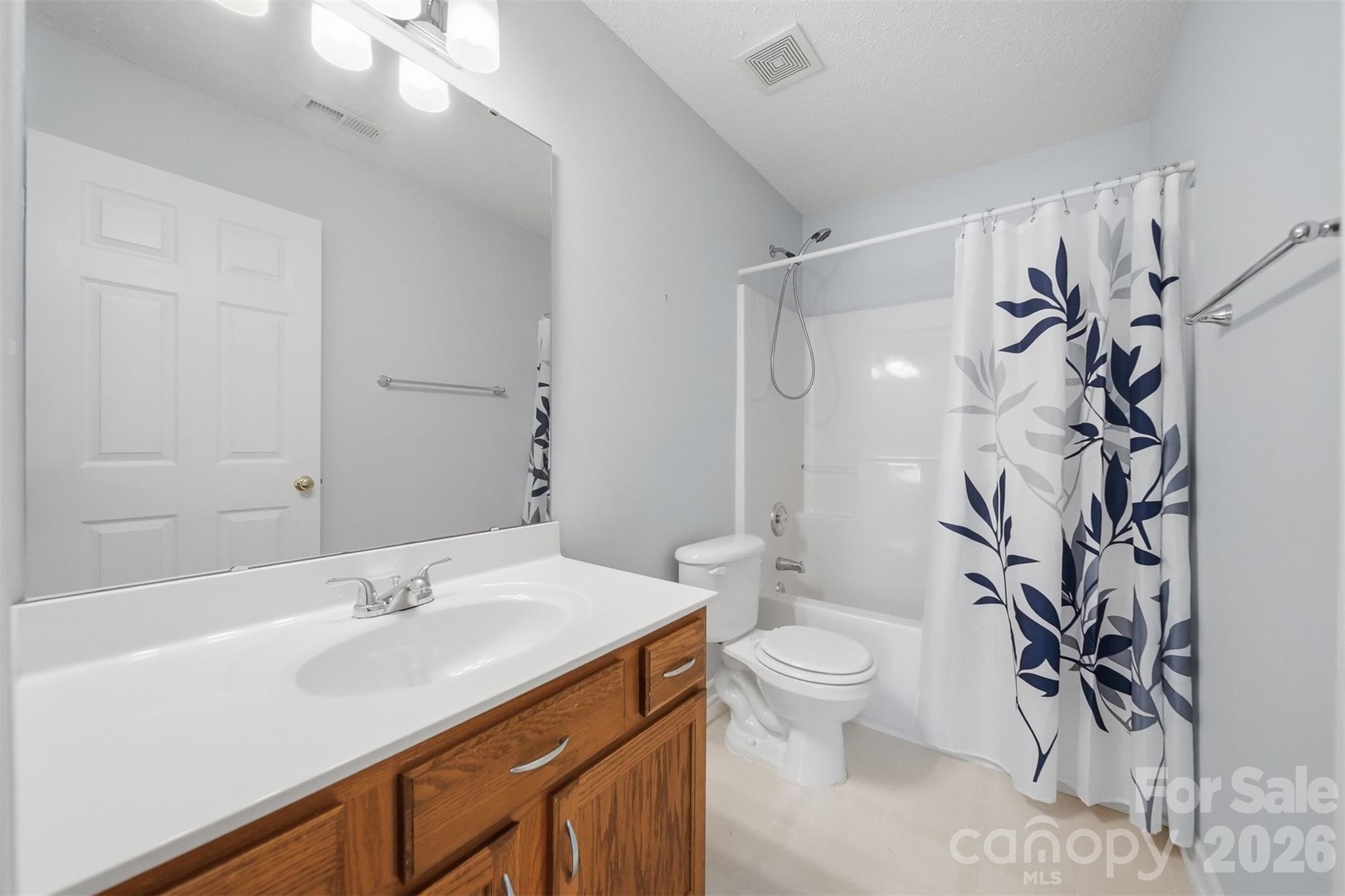2155 Edenderry Drive — Statesville