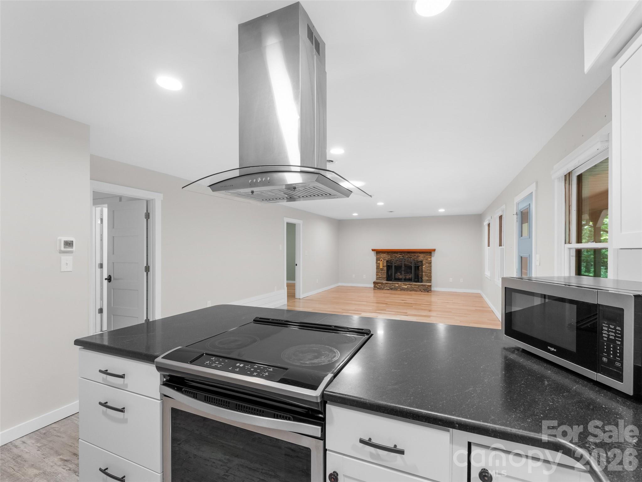 90 Cheestoonaya Way — Brevard