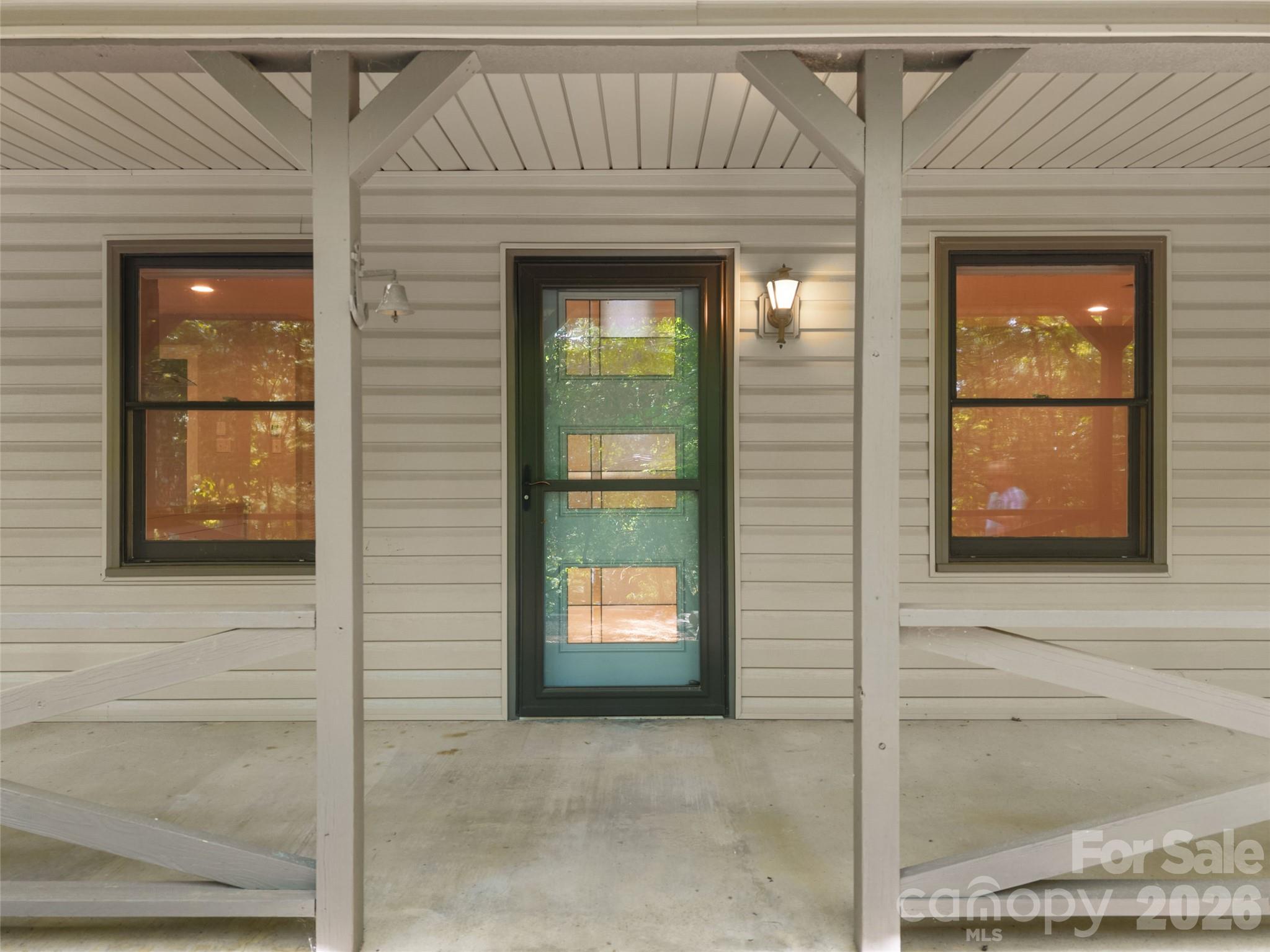 90 Cheestoonaya Way — Brevard