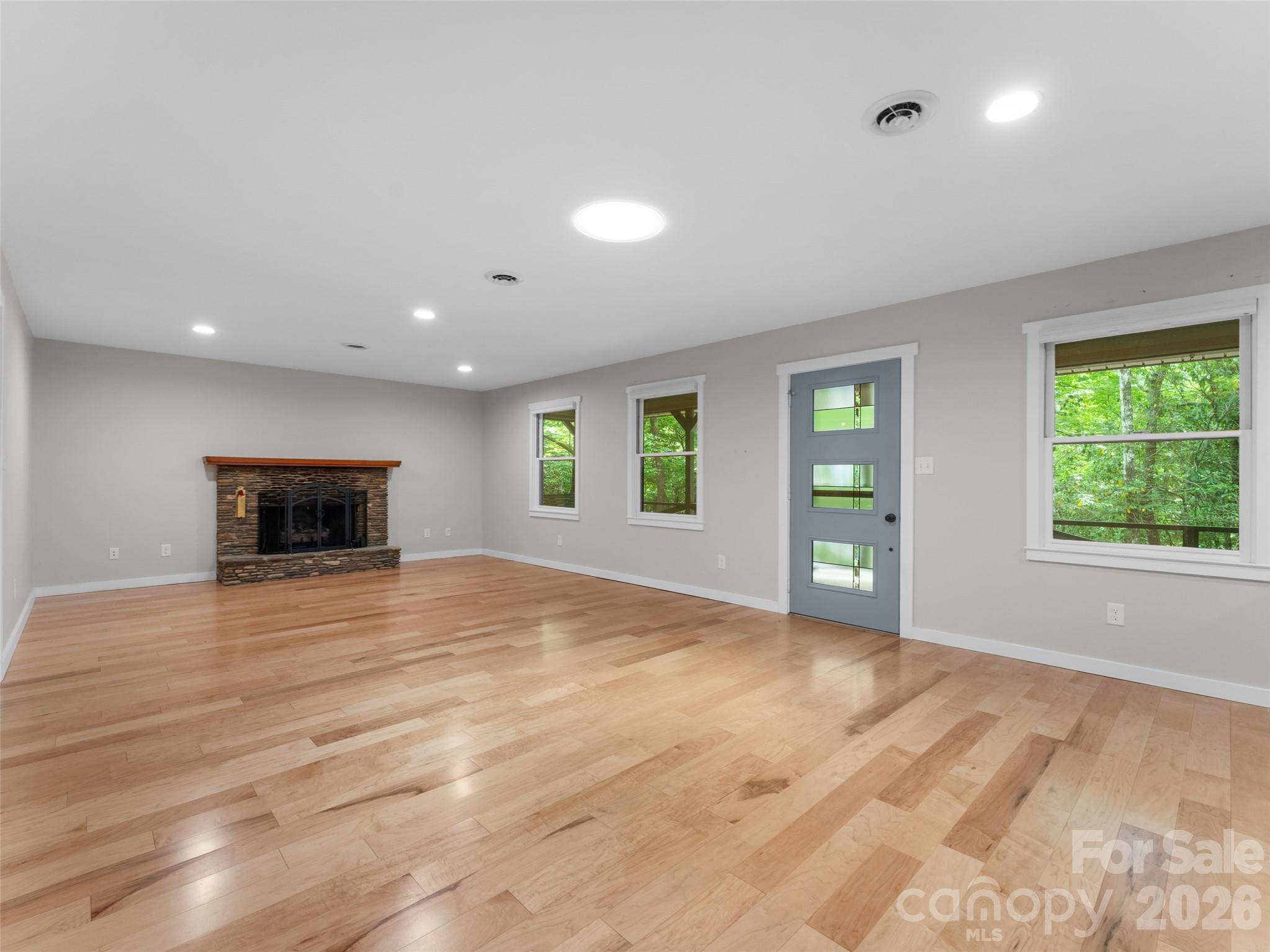 90 Cheestoonaya Way — Brevard