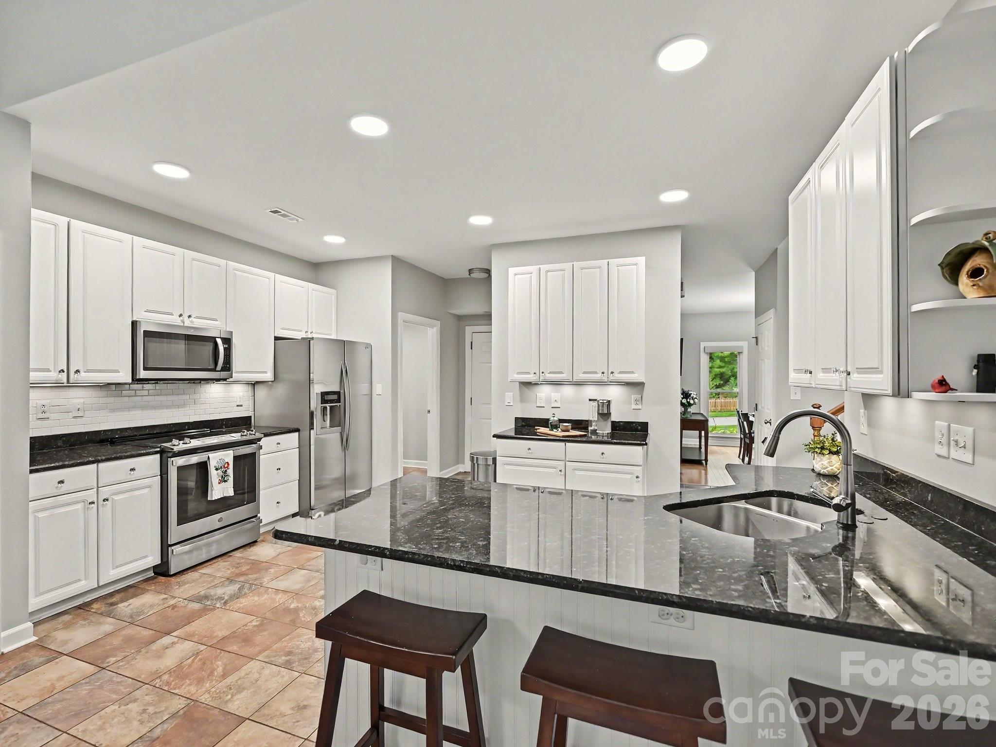 1719 Brandywine Drive — Matthews
