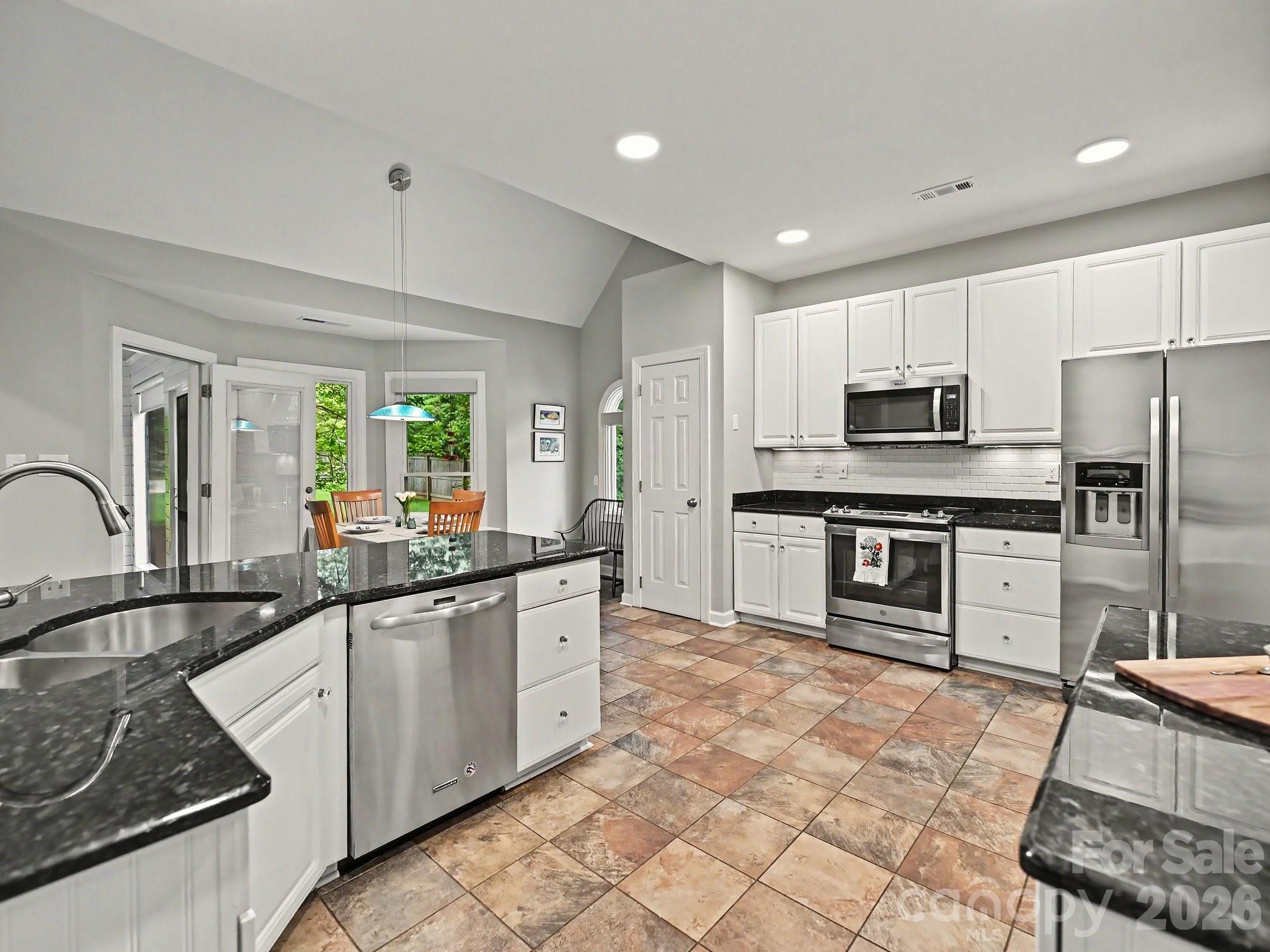 1719 Brandywine Drive — Matthews