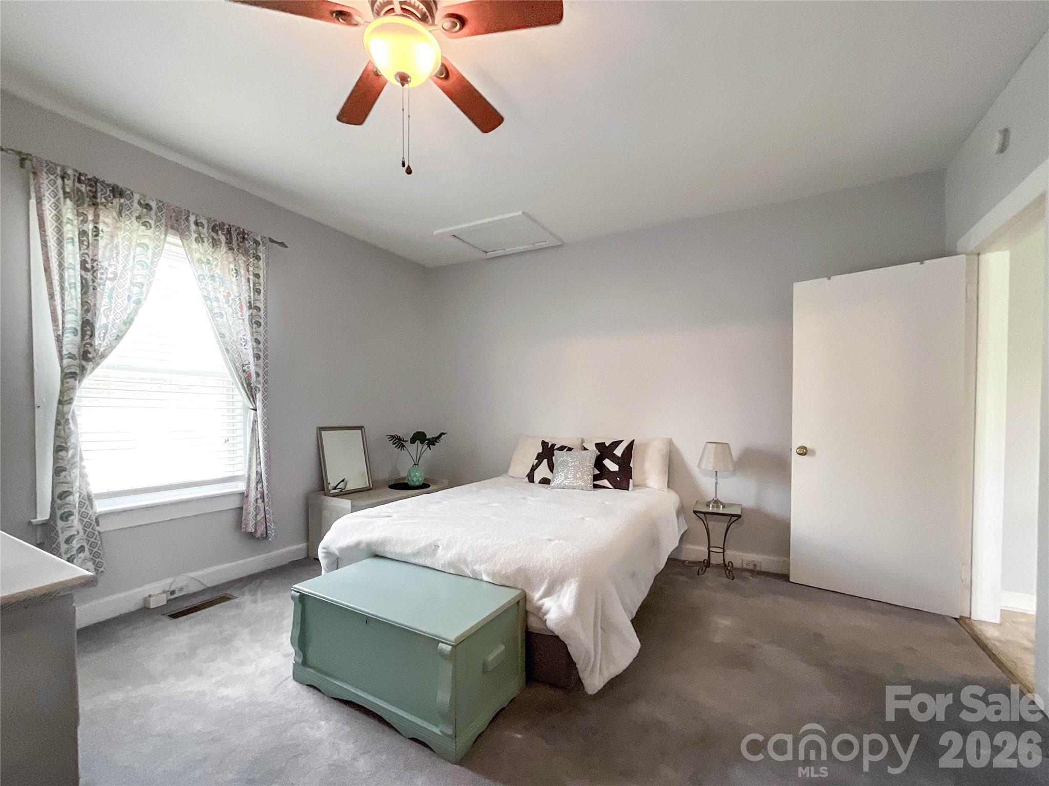 1616 Perfection Avenue #10 — Belmont